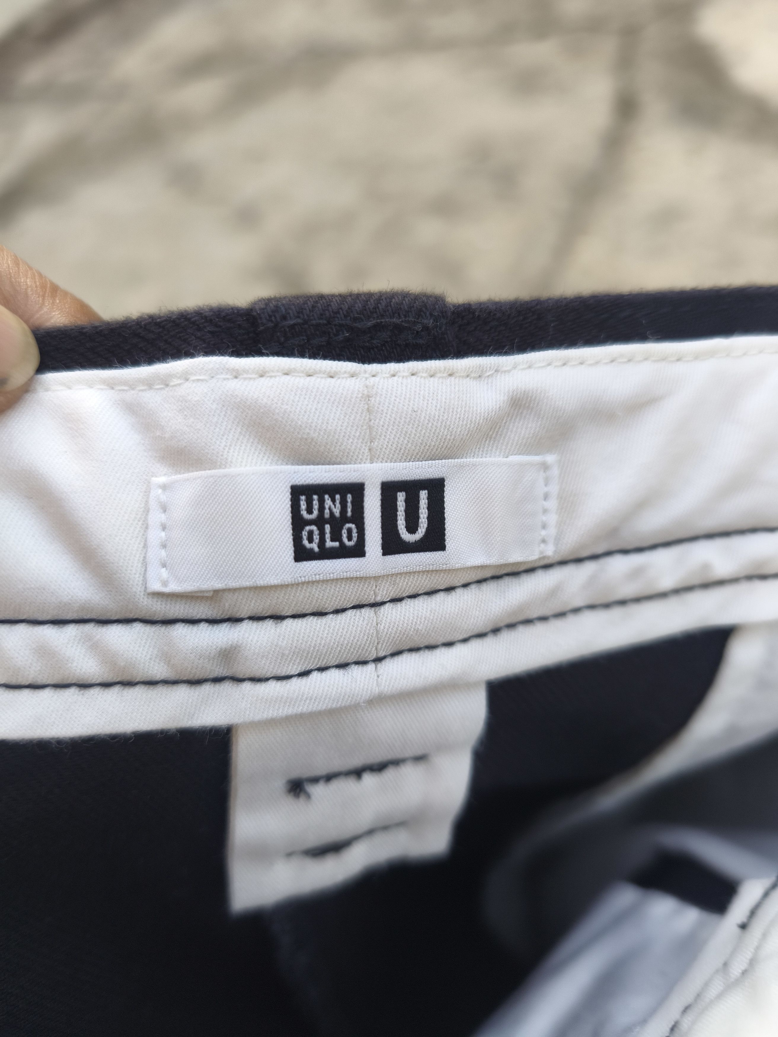 Uniqlo Uniqlo Baggy Chinos pants Size US 33 - 9 Thumbnail