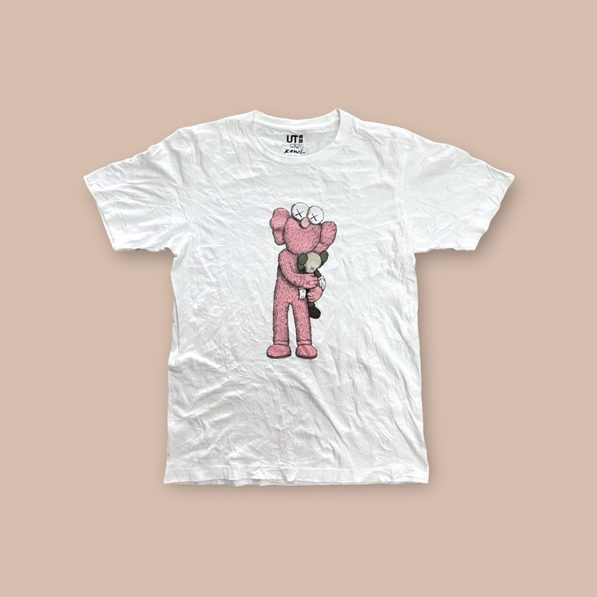 Kaws × Uniqlo Kaws X Uniqlo Tee Size US M / EU 48-50 / 2 - 1 Thumbnail
