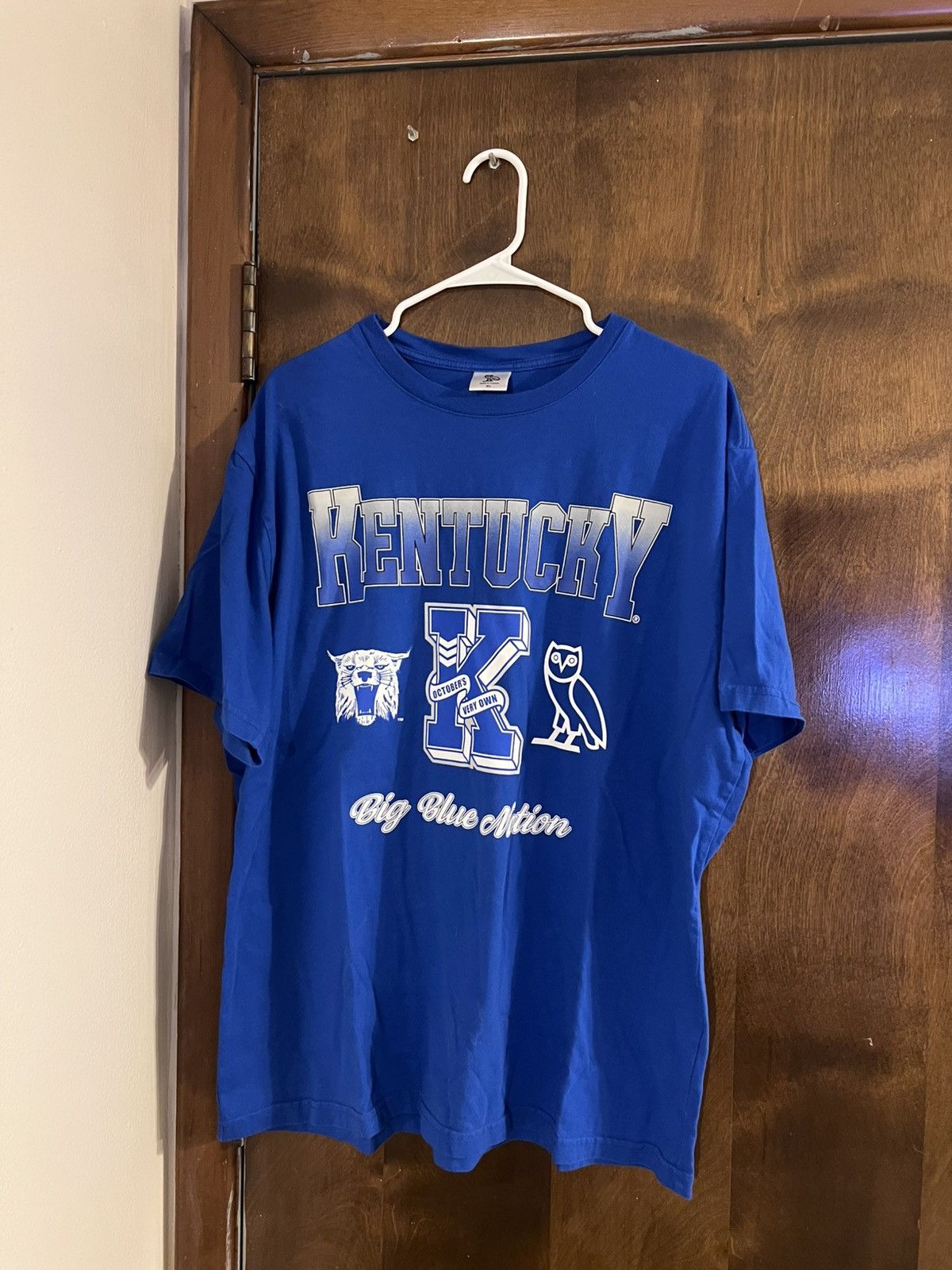 October's Very Own OVO NCAA Kentucky Wildcats T-Shirt Size US XL / EU 56 / 4 - 1 Thumbnail