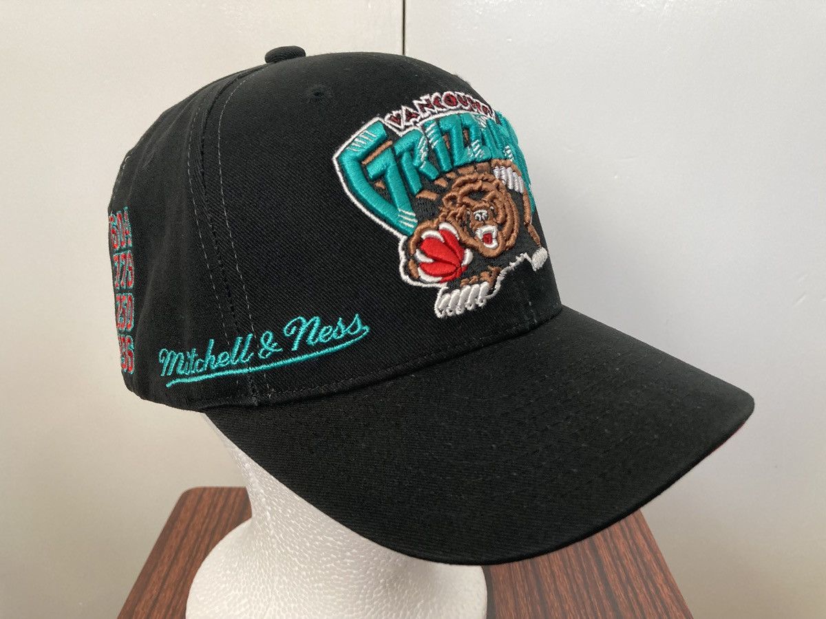 Mitchell & Ness × NBA × Vintage VANCOUVER GRIZZLIES MITCHELL NESS SNAPBACK HAT NBA CITY LOVE Size ONE SIZE - 7 Thumbnail
