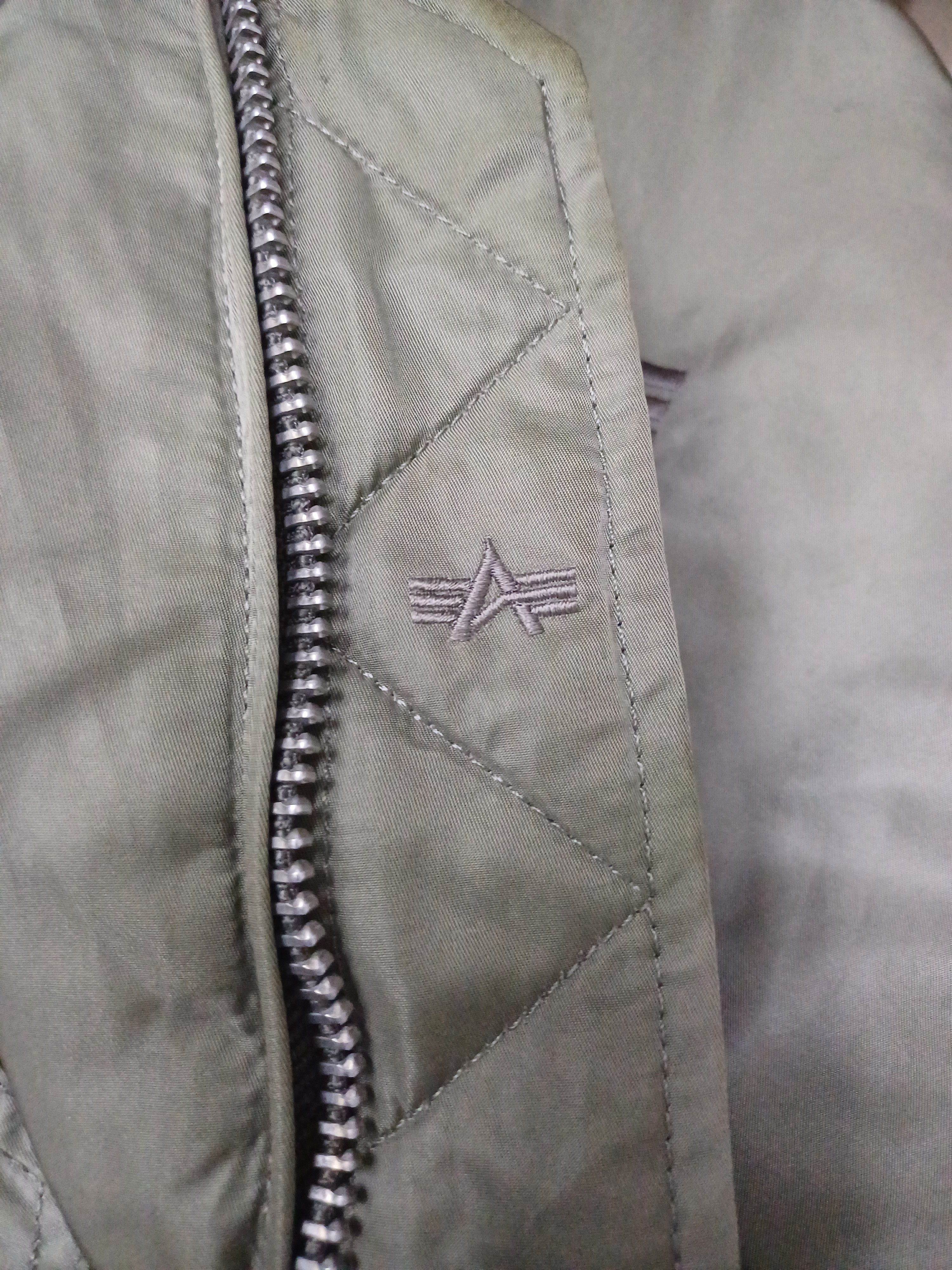 Alpha Industries alpha industry bomber jacket Size US L / EU 52-54 / 3 - 5 Thumbnail