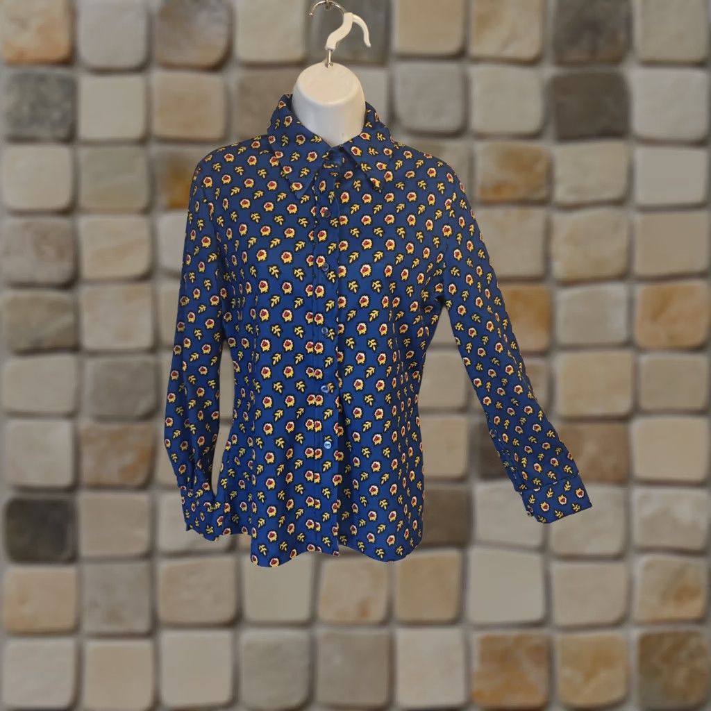 Vintage VINTAGE Jack Winter Blue Strawberry Print Button Up Top Shirt Womens S 70s Size S / US 4 / IT 40 - 1 Thumbnail