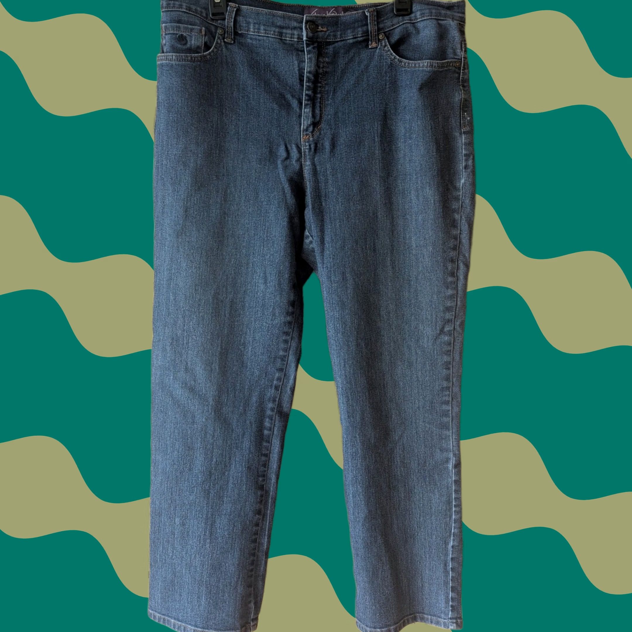 Gloria Vanderbilt Gloria Vanderbilt Amanda High Rise Tapered Jeans Womens 14P Medium Wash Denim Size 36" / US 14 / IT 50 - 1 Thumbnail