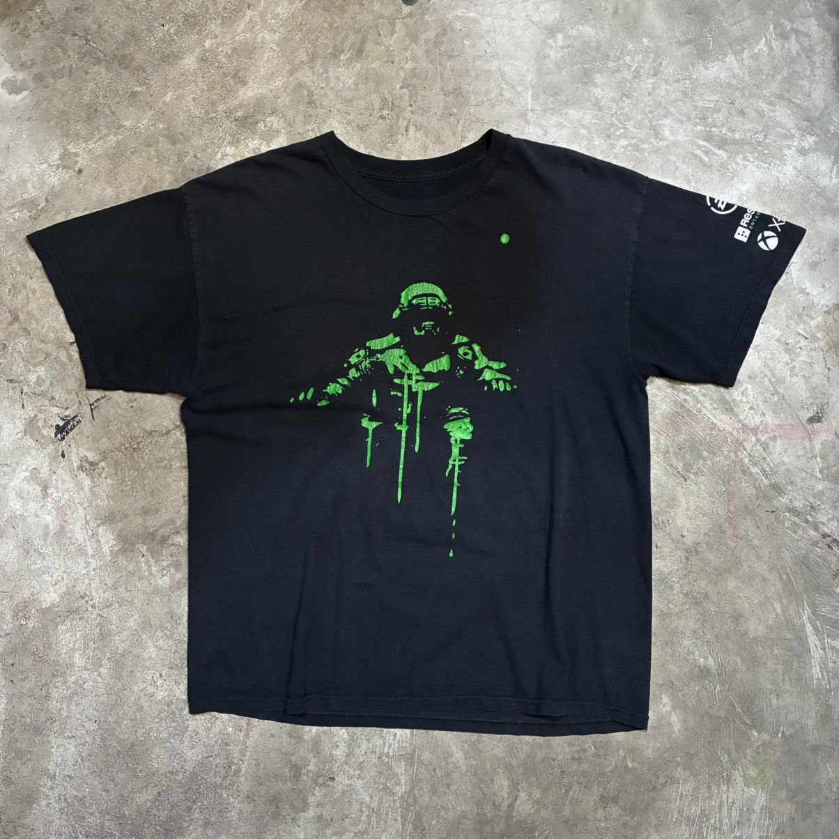 Vintage Vintage 2014 Titanfall Videogame Promo Tee Size US XL / EU 56 / 4 - 1 Thumbnail