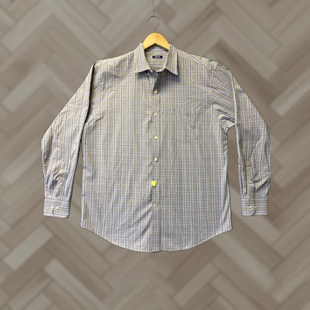 Izod IZOD Button-Up Shirt Men L Gray Plaid Casual Classic 162-11 Size US L / EU 52-54 / 3 - 1 Thumbnail