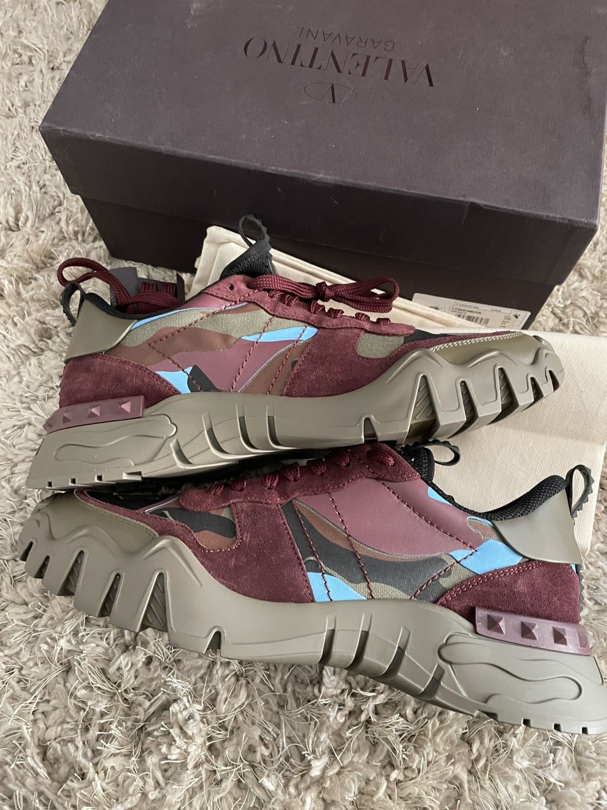 Valentino Valentino RockRunner Plus Camo Burgundy and Blue Size US 11 / EU 44 - 2 Thumbnail