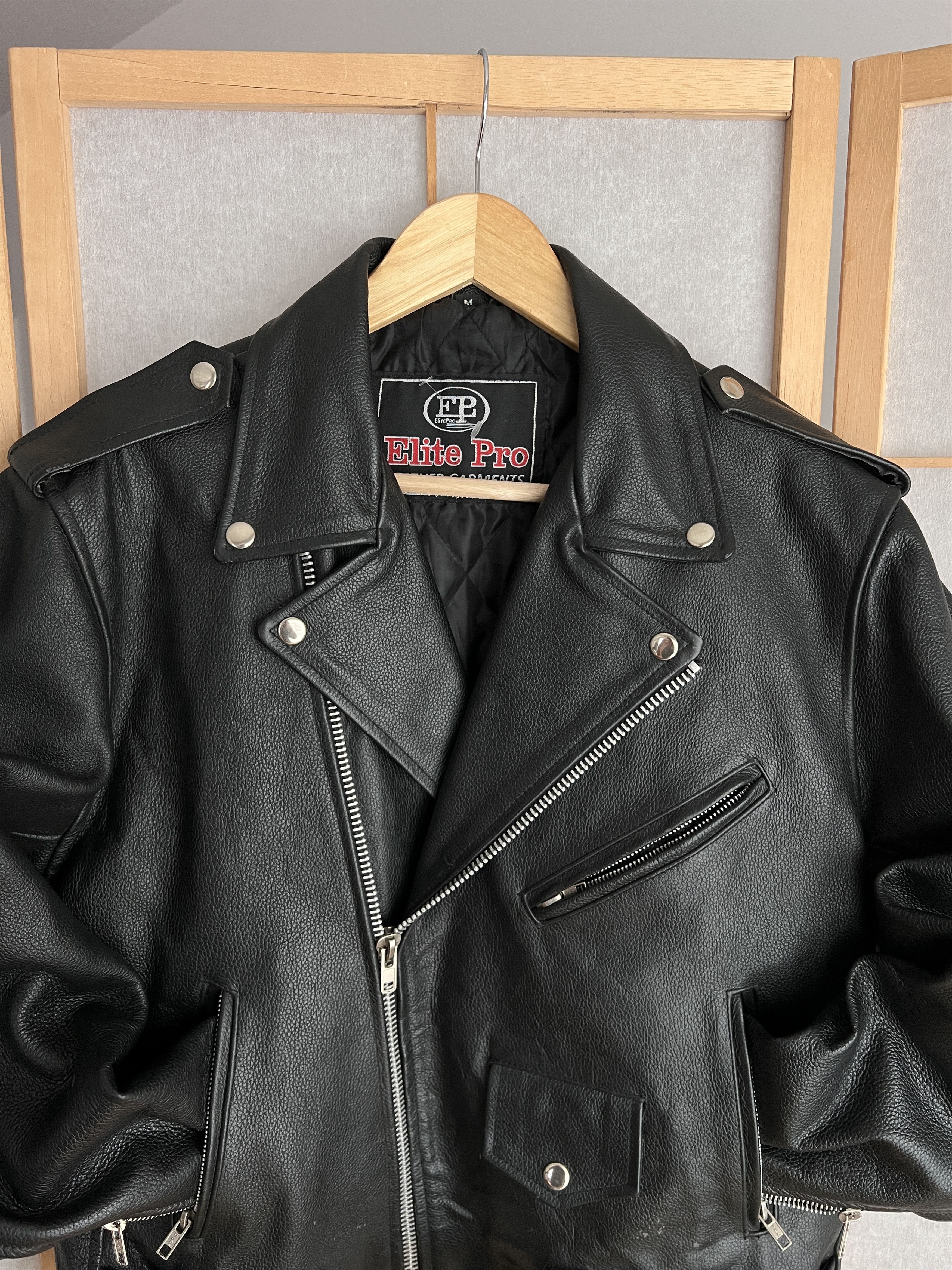 Le Grande Bleu (L.G.B.) Terminator crop vintage hard leather bomber jacket biker y2k Size US M / EU 48-50 / 2 - 9 Thumbnail