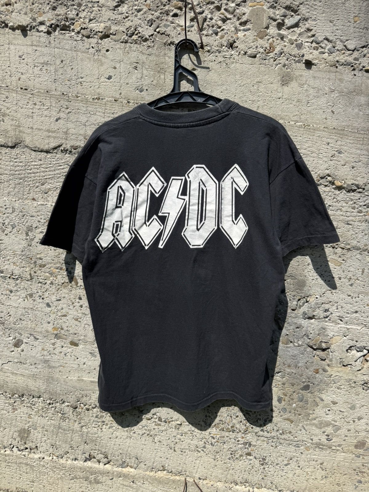 Vintage Vintage AC/DC 2004 Crewneck Black Tee Size US XL / EU 56 / 4 - 8 Thumbnail