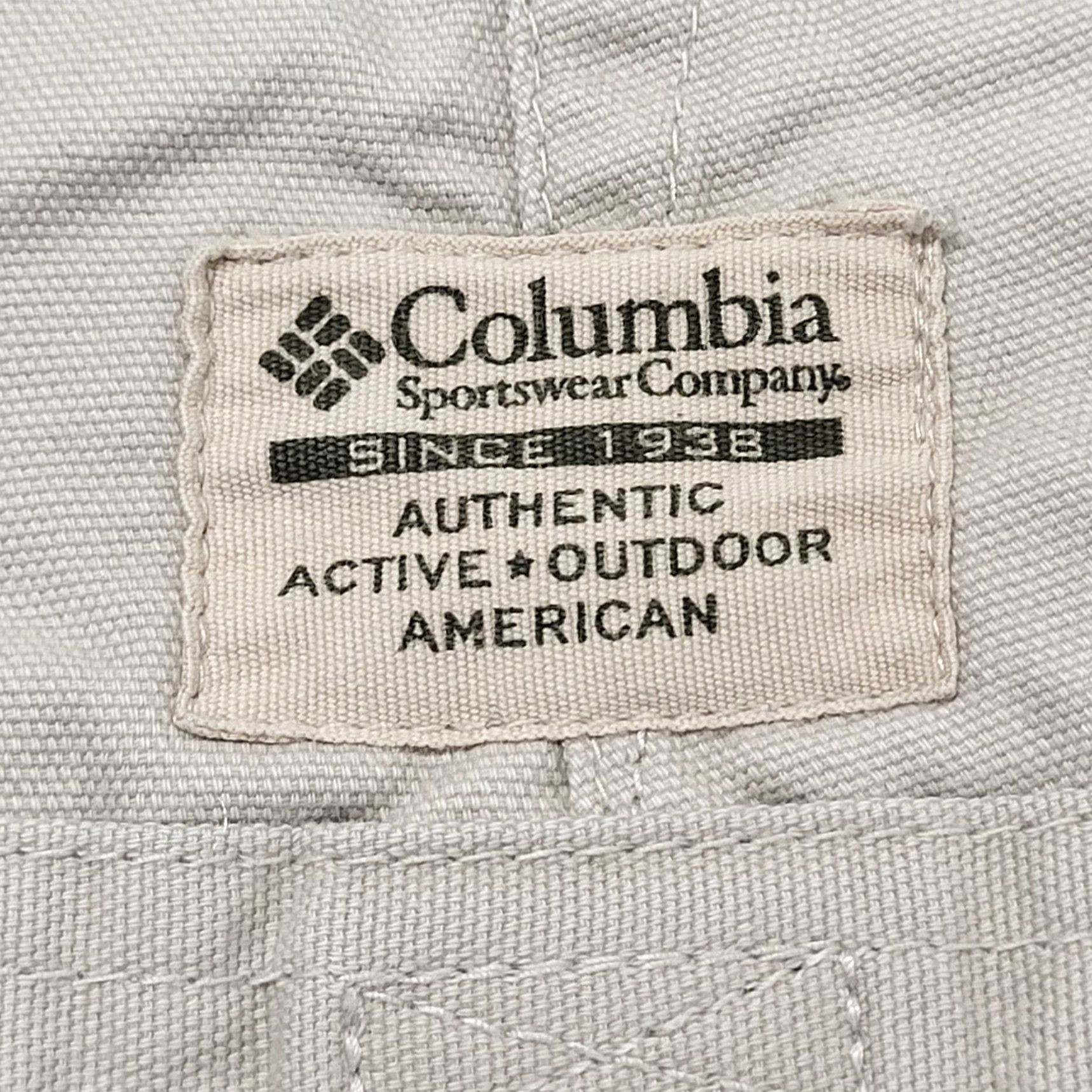 Vintage Columbia Pants Women's Size 8 Khaki Flat Front Casual Outdoor Hiking Capri Pants Tan Beige Straight Leg - Regular Mens? Women? Size 30" / US 8 / IT 44 - 4 Thumbnail