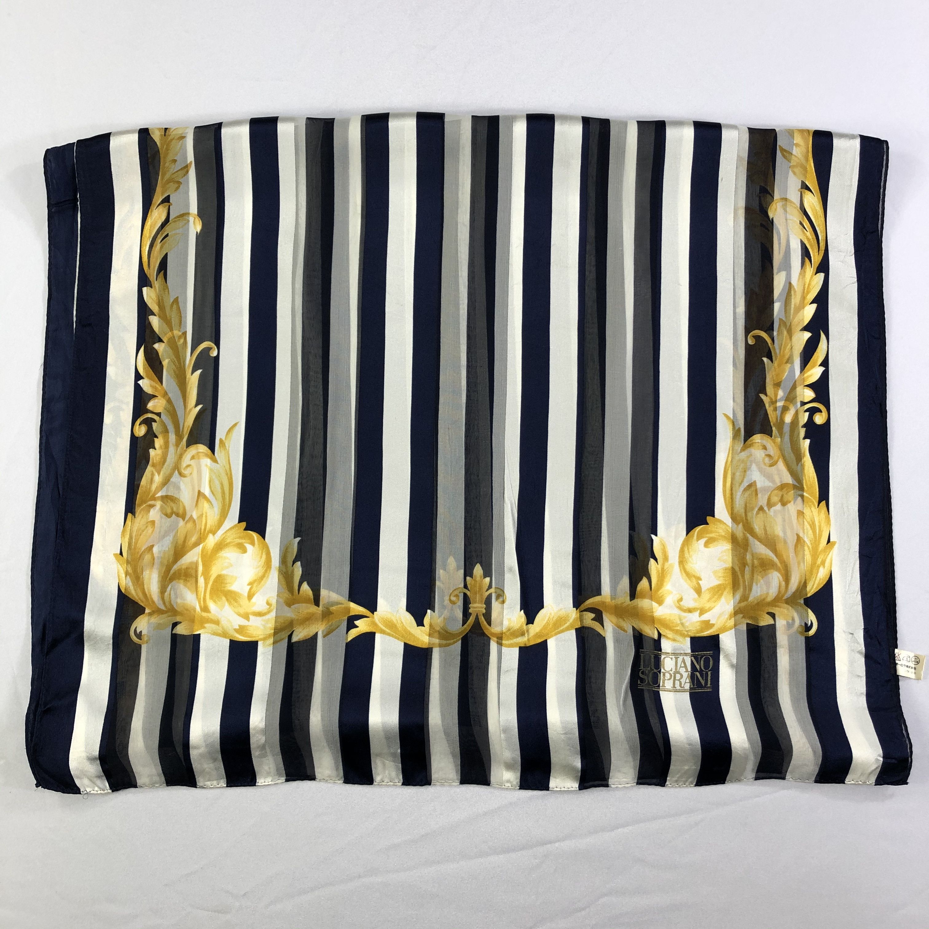 Vintage Vintage Luciano Soprani Silk Scarf Size ONE SIZE - 3 Thumbnail