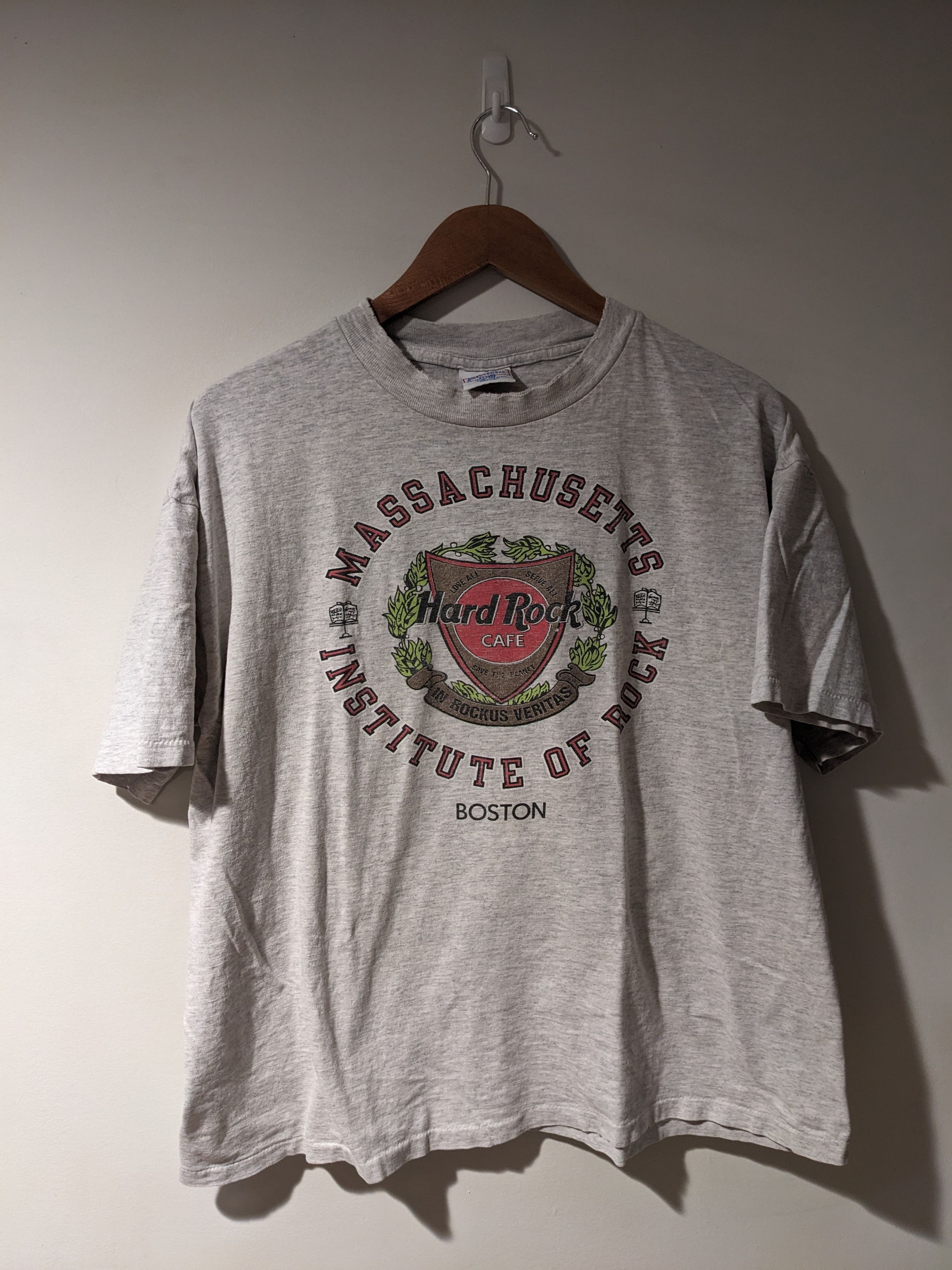 Vintage 90s Hard Rock Cafe Massachusetts Boston T-Shirt