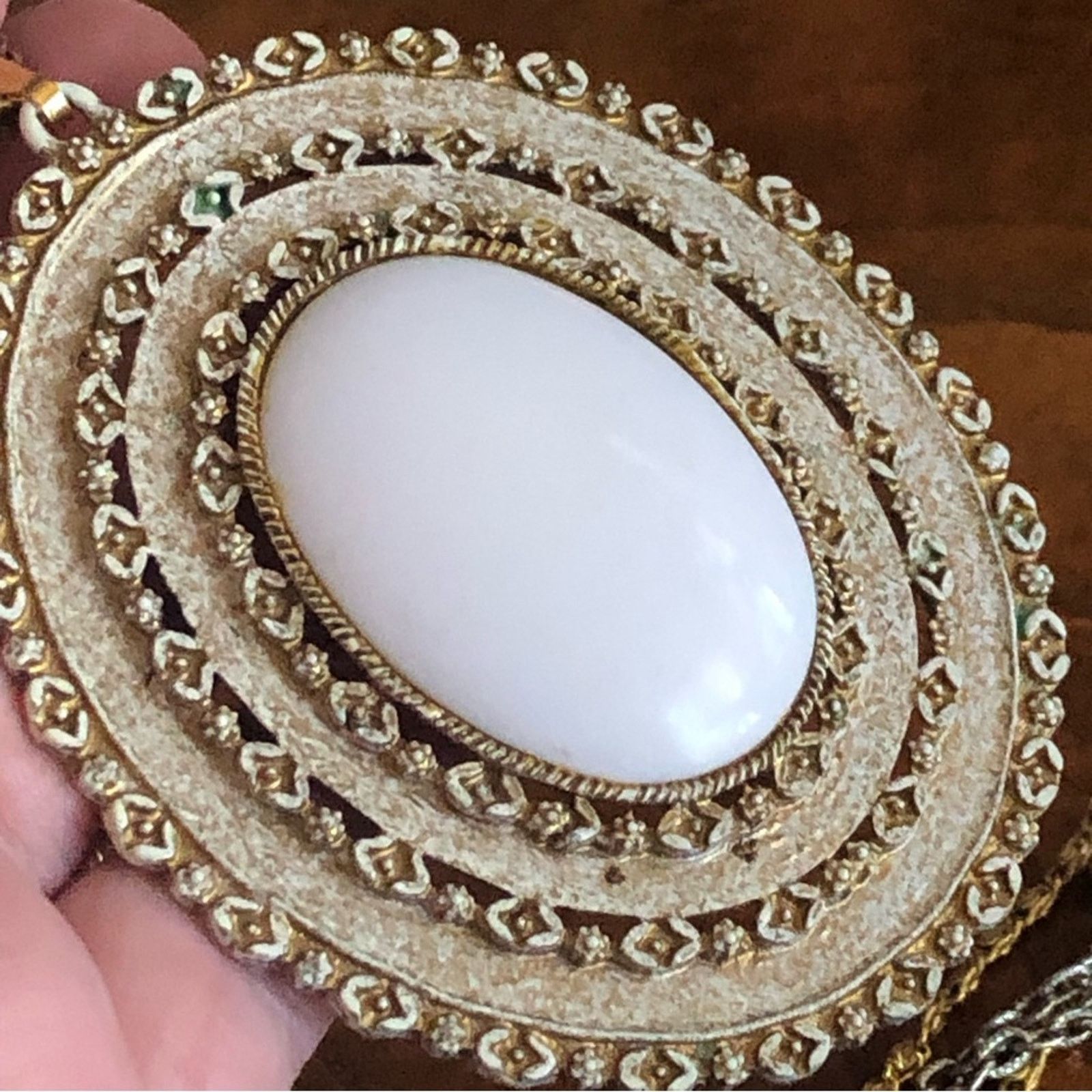 Vintage Vintage 60s Florenza large white cabochon filigree necklace Size ONE SIZE - 10 Thumbnail