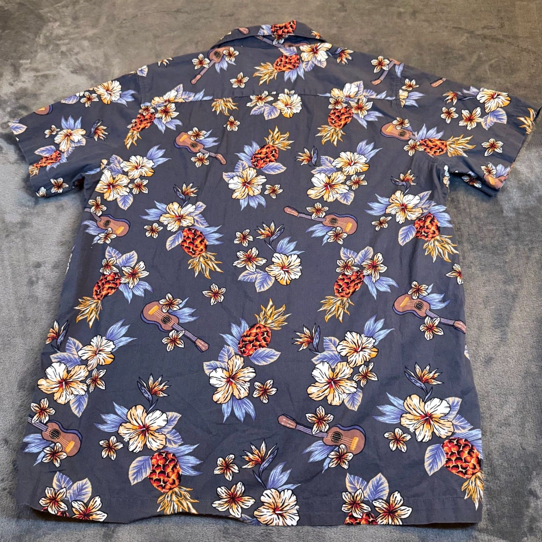 Vintage VINTAGE 28 Palms Hawaiian Shirt Mens M Navy Blue Floral Pineapple Ukulele Cotton Shirt Size US M / EU 48-50 / 2 - 4 Thumbnail