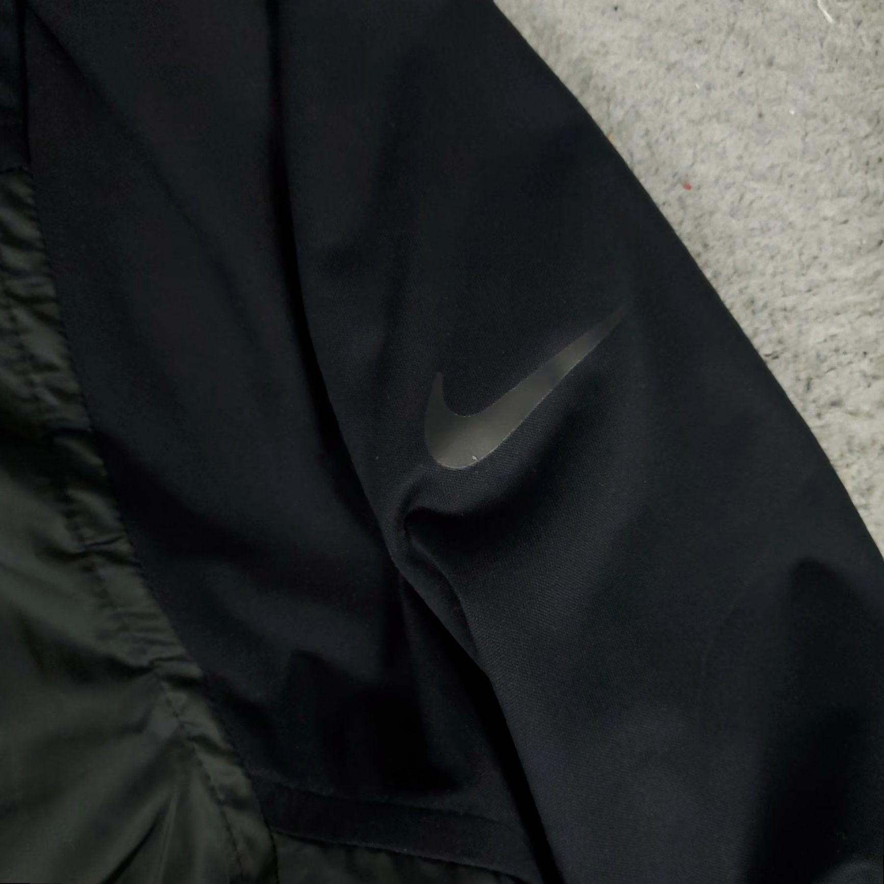 Nike Nike Jacket Mens 2XL Black Windbreaker Full Zip 1/4 Zip Reflective Nike Dri-FIT Windbreaker Jacket Mens 2XL Black Size US XXL / EU 58 / 5 - 5 Thumbnail