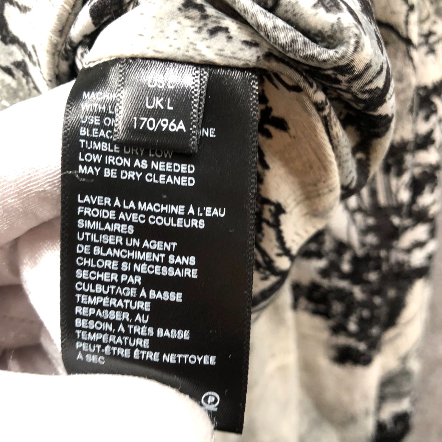 Urban Outfitters Urban Outfitters Maddie Bustier Blouse Womens L Toile Print Balloon Sleeve Cropped Square Neck Bohemian Polyester Spandex Black Shirt Womens L Size L / US 10 / IT 46 - 7 Thumbnail