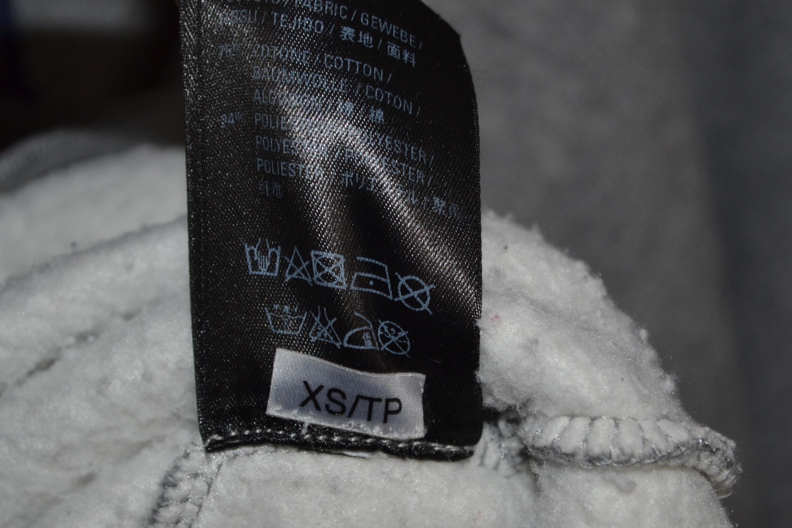 Balenciaga Balenciaga Gray Cotton Crest Oversized Hoodie Logo XS Size US XS / EU 42 / 0 - 13 Thumbnail