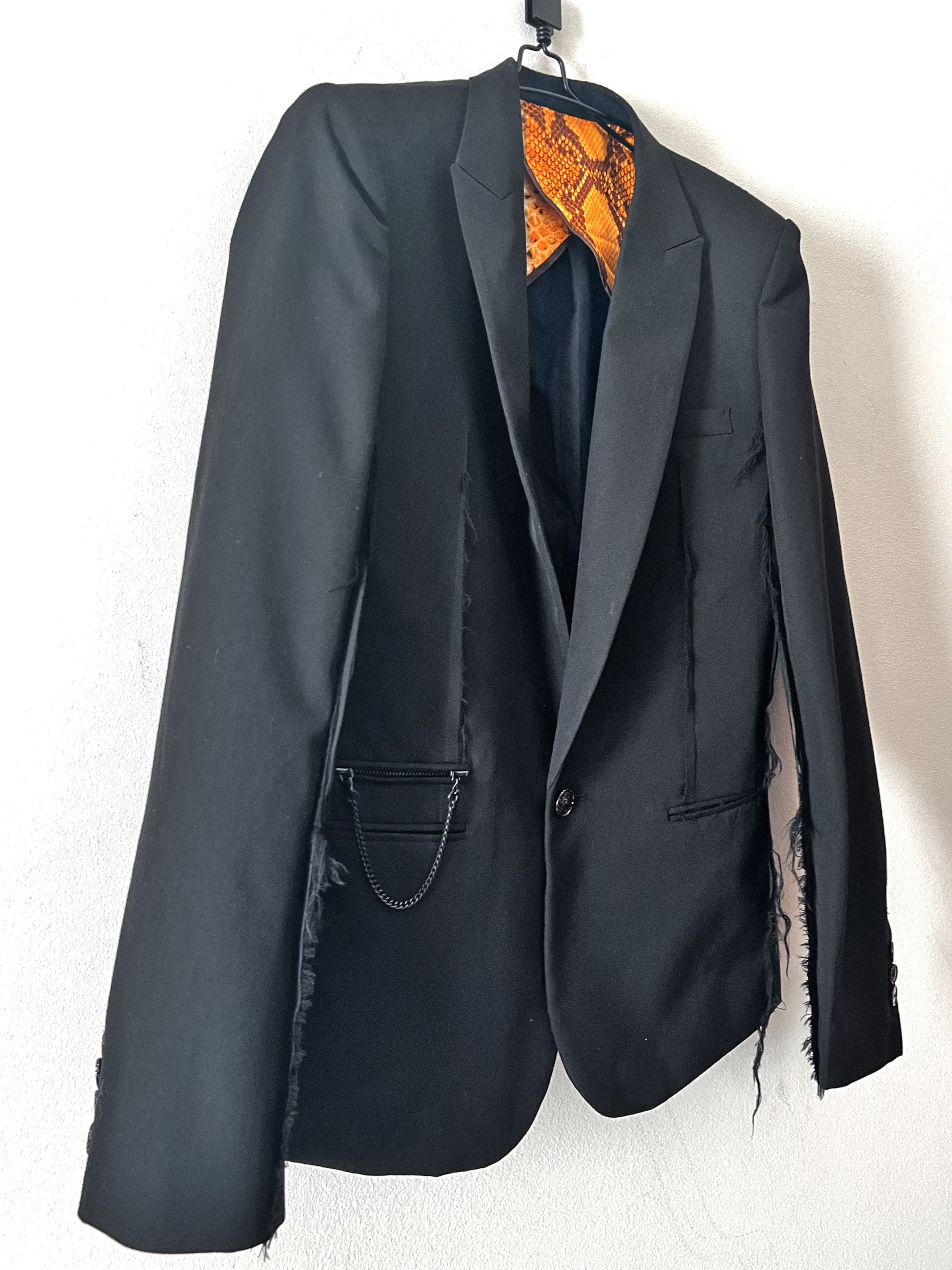 Number (N)ine SS'06 Number(N)ine Frayed Blazer With Chian Size US XL / EU 56 / 4 - 5 Thumbnail