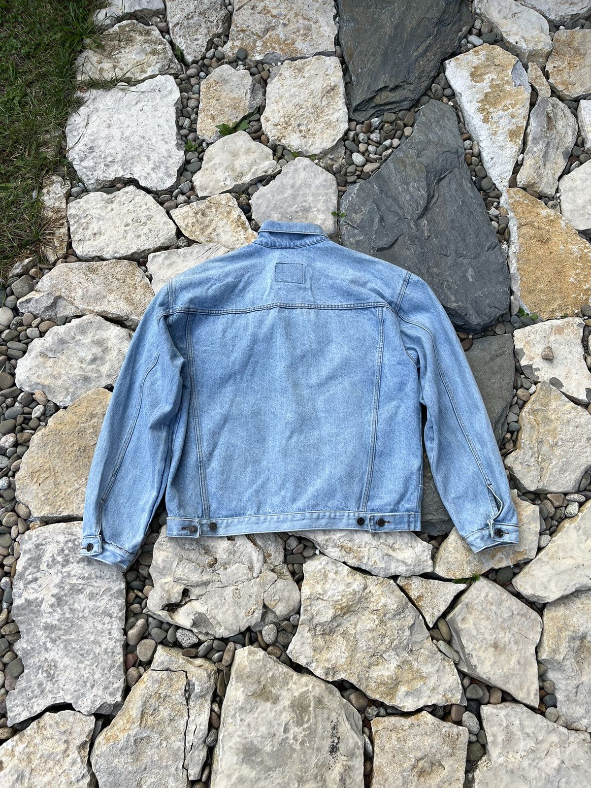 Levi's × Levi's Vintage Clothing × Vintage Vintage 80s Levi’s denim distressed trucker jacket washed Size US XL / EU 56 / 4 - 2 Thumbnail