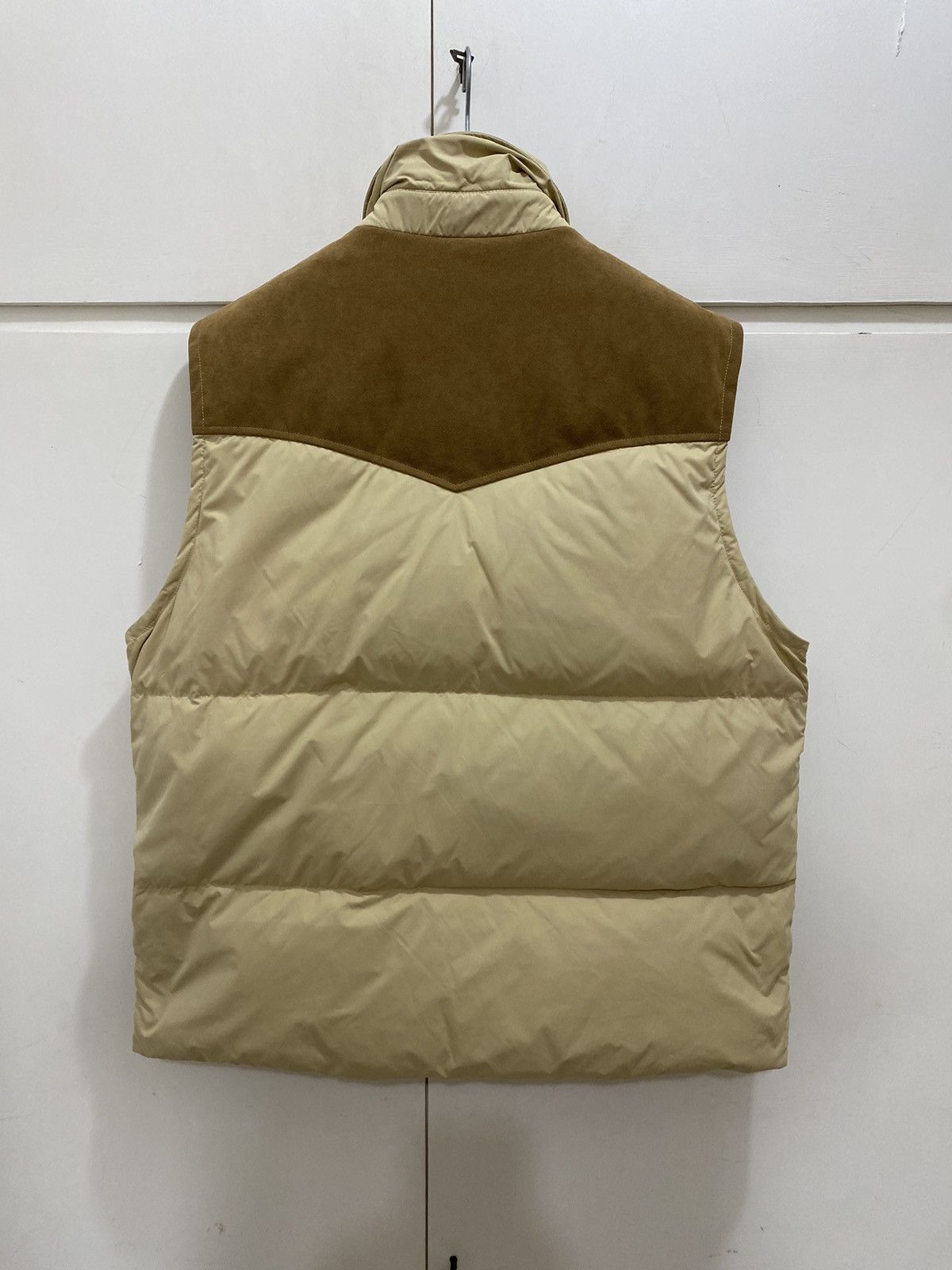Woolrich Woolen Mills Woolrich Puffer Vest, size XL, beige/brown, new with tag. Size US XL / EU 56 / 4 - 10 Thumbnail