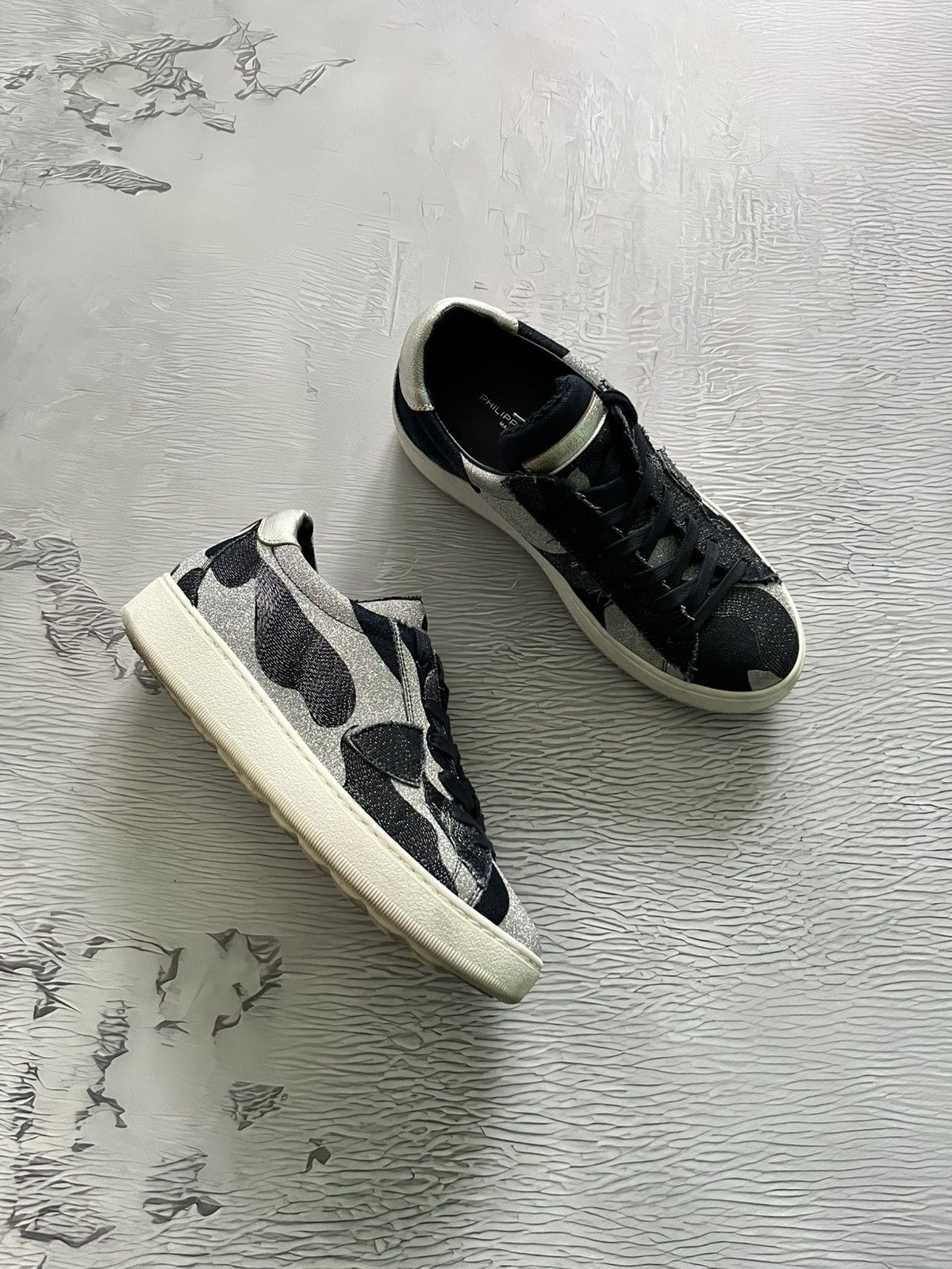 Philippe Model Philppe Model Paris Low Top Sneakers Camo Streetwear Size US 8 / EU 41 - 1 Thumbnail