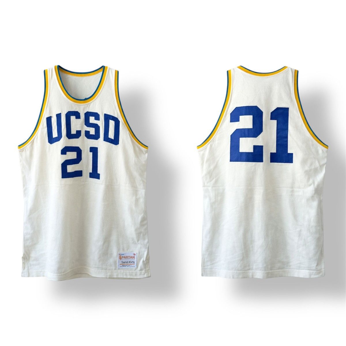Vintage RARE! 70’S NCAA UCSD SAN DIEGO #21 SPARTAN BASKETBALLJERSEY Size US S / EU 44-46 / 1 - 2 Thumbnail