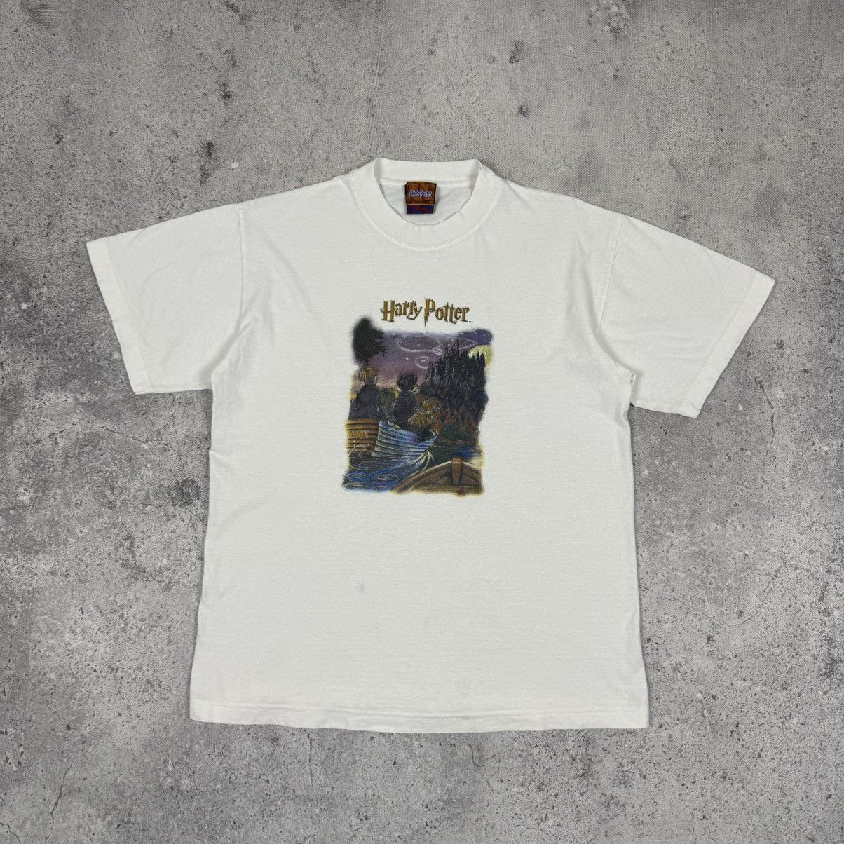Vintage Vintage 2001 Harry Potter Sorcerer Stone Hogwarts T Shirt Size US M / EU 48-50 / 2 - 1 Thumbnail