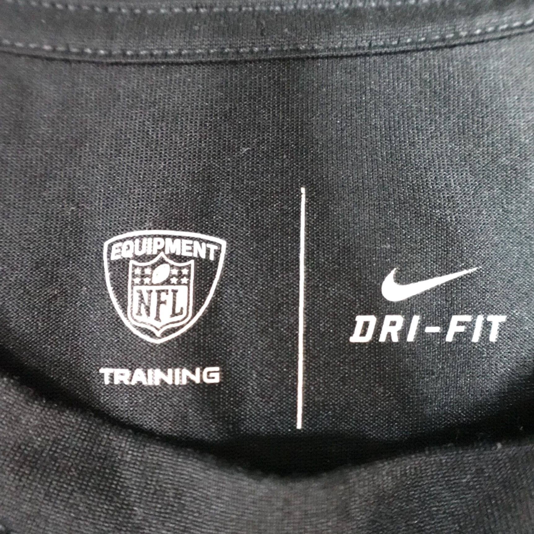 Nike Nike Raiders T-shirt Medium Black Dri-Fit Equipment Training Shirt Mens Short Sleeve Crew Neck Image Graphic Print B ] Size US M / EU 48-50 / 2 - 2 Thumbnail