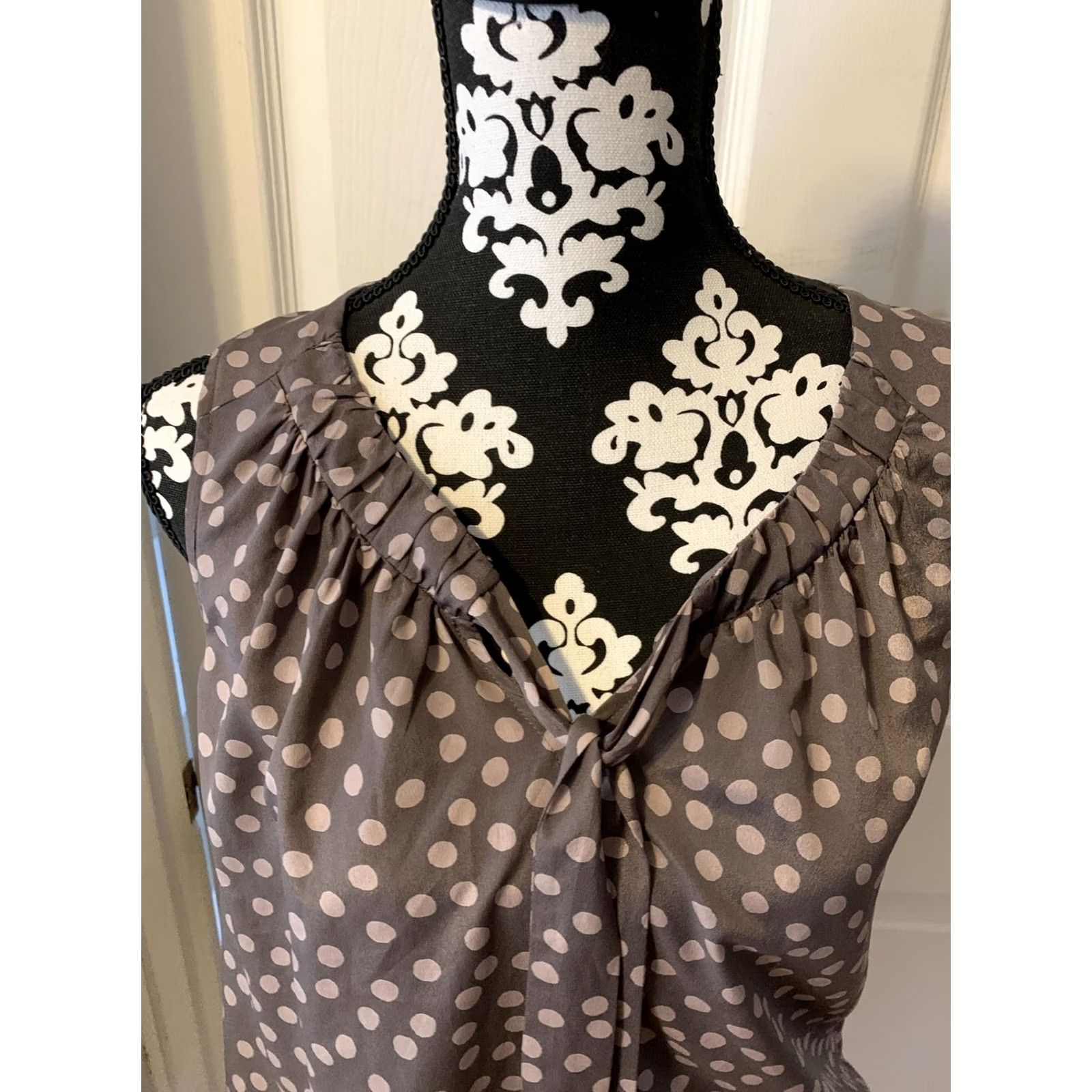 Loft Loft Polka Dot Tank Blouse Top Work/Office Wear Womens SZ M Blouse Sleeveless Chiffon Polyester Brown Satin? Size M / US 6-8 / IT 42-44 - 3 Thumbnail