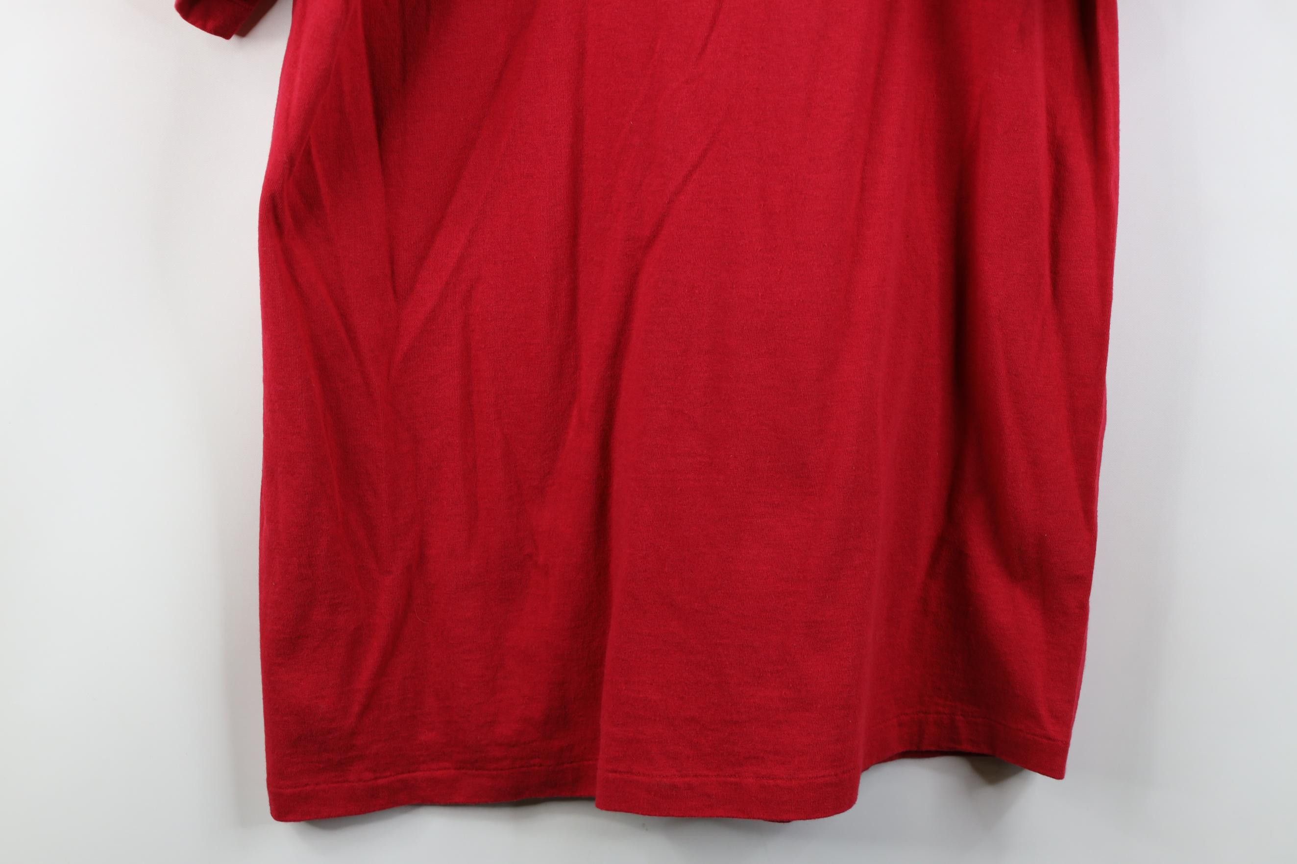 Nike Vintage 90s Nike Scott Center Triple Swoosh T-Shirt Red USA Size US L / EU 52-54 / 3 - 14 Thumbnail