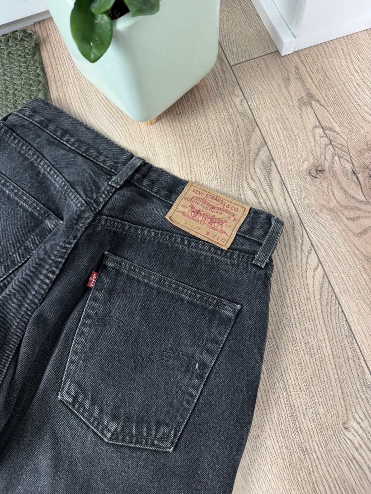 Levi's × Vintage 1990’s Vintage Levi’s 536 Charcoal Grey Denim Jeans 32X32 Size US 32 / EU 48 - 13 Thumbnail