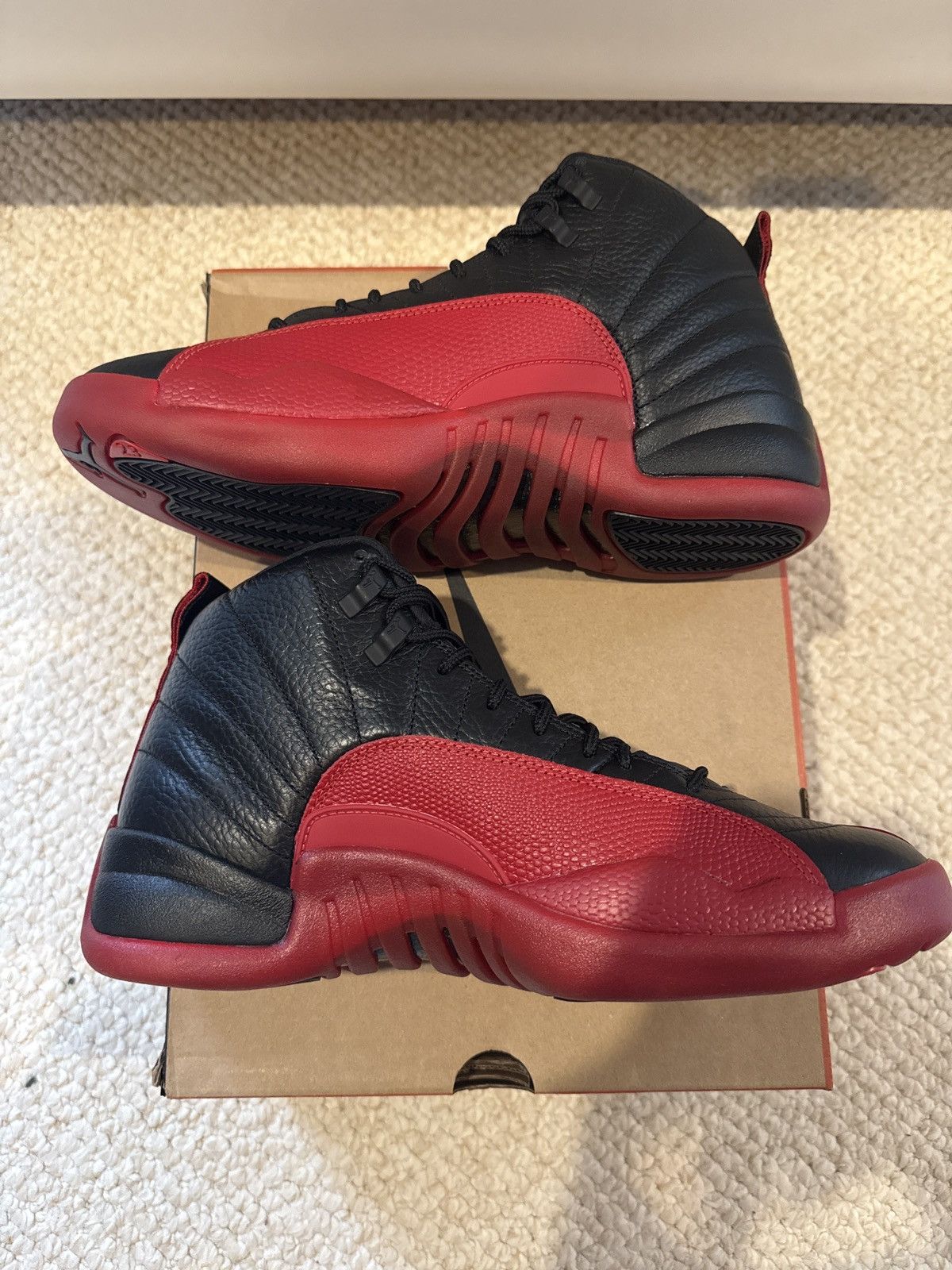Jordan Brand × Nike Jordan 12 Retro Flu Game (2025) Size US 10 / EU 43 - 1 Thumbnail