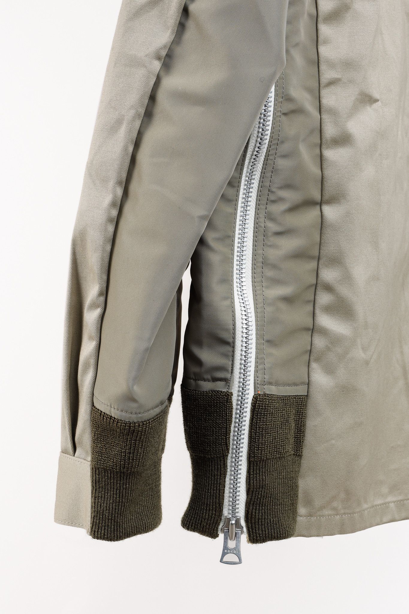 Sacai Sacai SS/24 Buttoned Long-Sleeved Brown Khaki Jacket Size US S / EU 44-46 / 1 - 7 Thumbnail