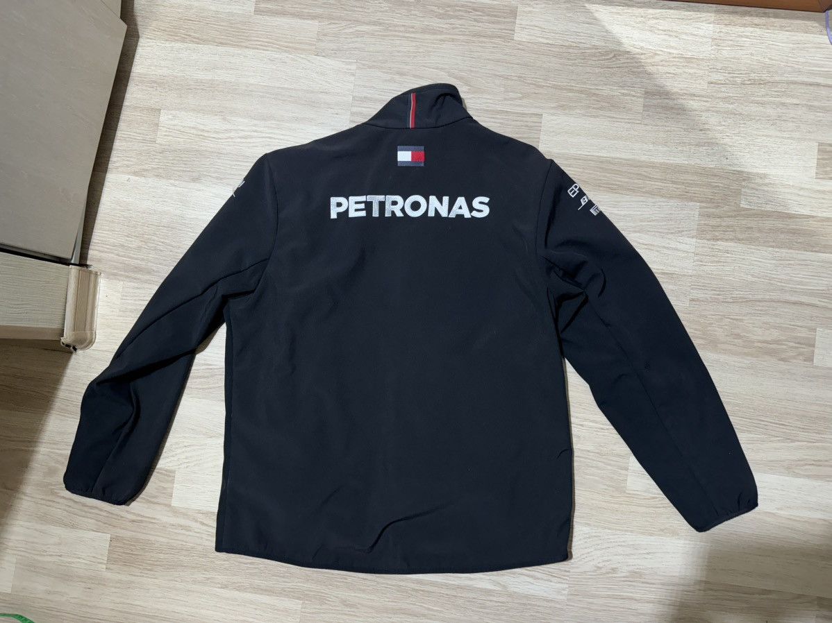 Mercedes-Benz × Pirelli × Tommy Hilfiger Petronas AMG Tommy Hilfiger softshell jacket Size US XL / EU 56 / 4 - 15 Thumbnail