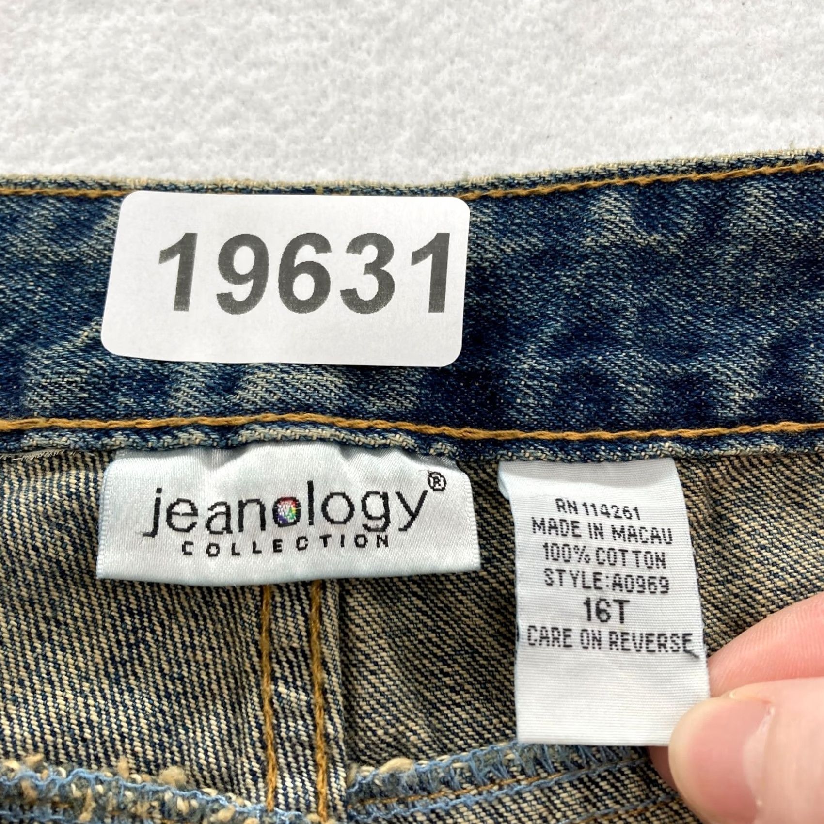 Denime Jeanology Jeans Women's 16 Tall Medium Wash Blue Denim Mid Rise Bootscut Boho Vintage Y2K Lounge Size 38" / US 16 / IT 52 - 6 Thumbnail
