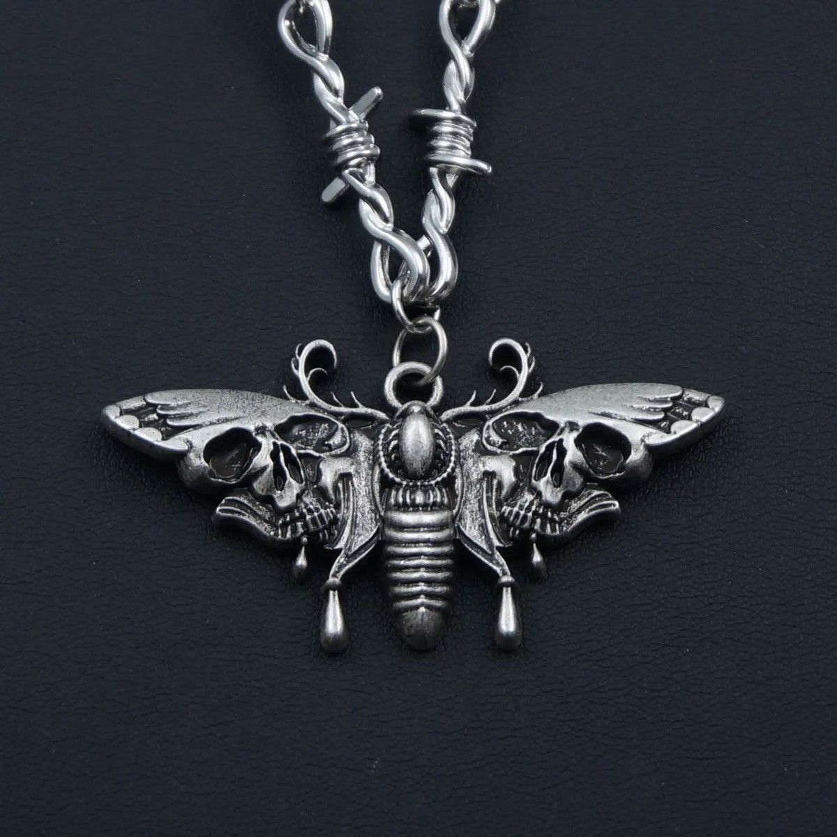 Vintage Retro Goth Butterflies Necklace Size ONE SIZE - 2 Thumbnail