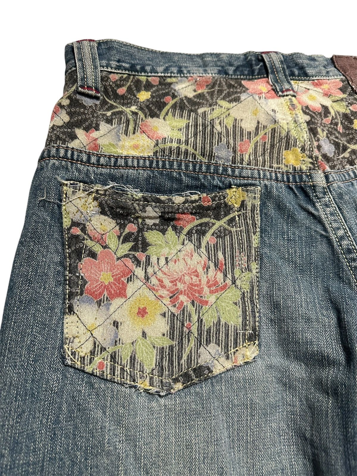 Mizra Jeans Kyoto Vintage 2005s Mizra Jeans Kyoto - Classic straing-leg fit. Size US 34 / EU 50 - 8 Thumbnail