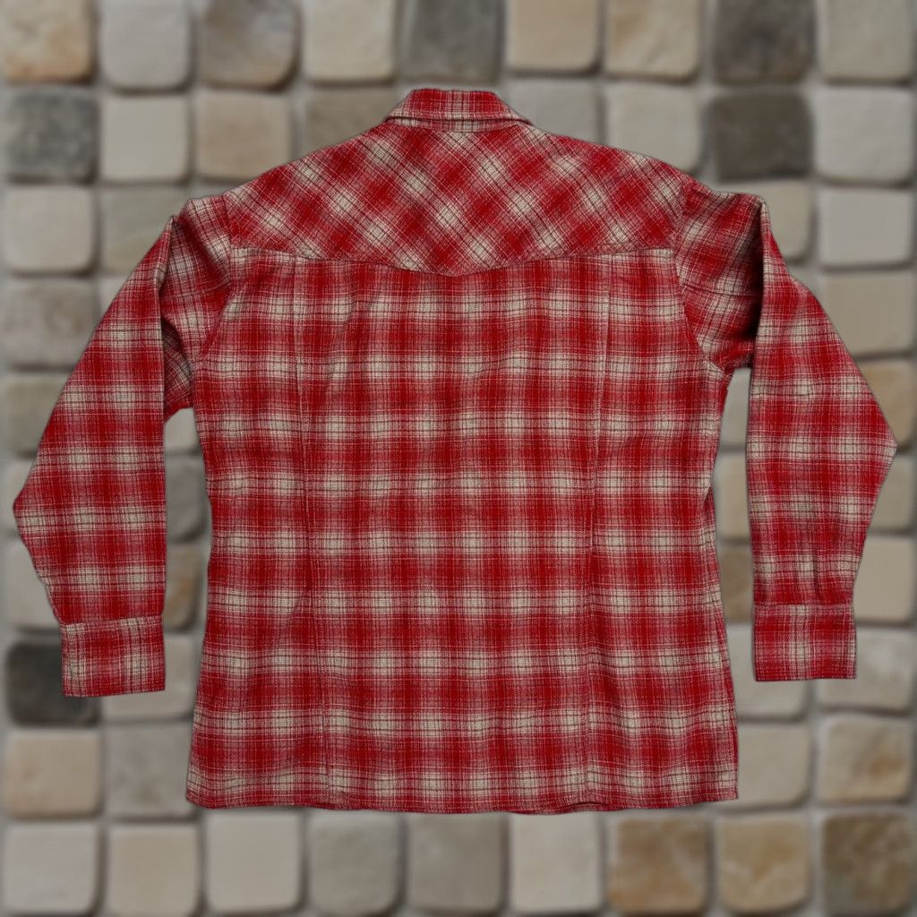 Calvin Klein VINTAGE Calvin Klein Women's Pearl Snap Western Shirt Plaid Sz M Red 90s with Pockets Size M / US 6-8 / IT 42-44 - 1 Thumbnail