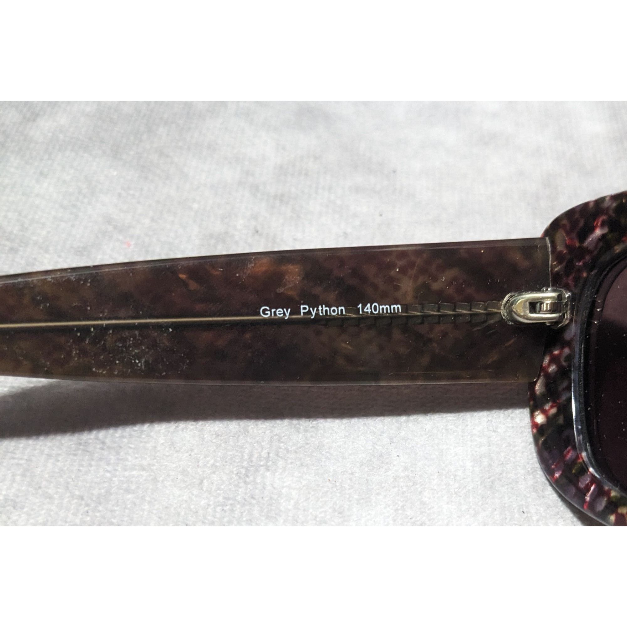 Nicole Miller Nicole Miller Vintage Rainforest Grey Python Sunglasses Size ONE SIZE - 8 Thumbnail
