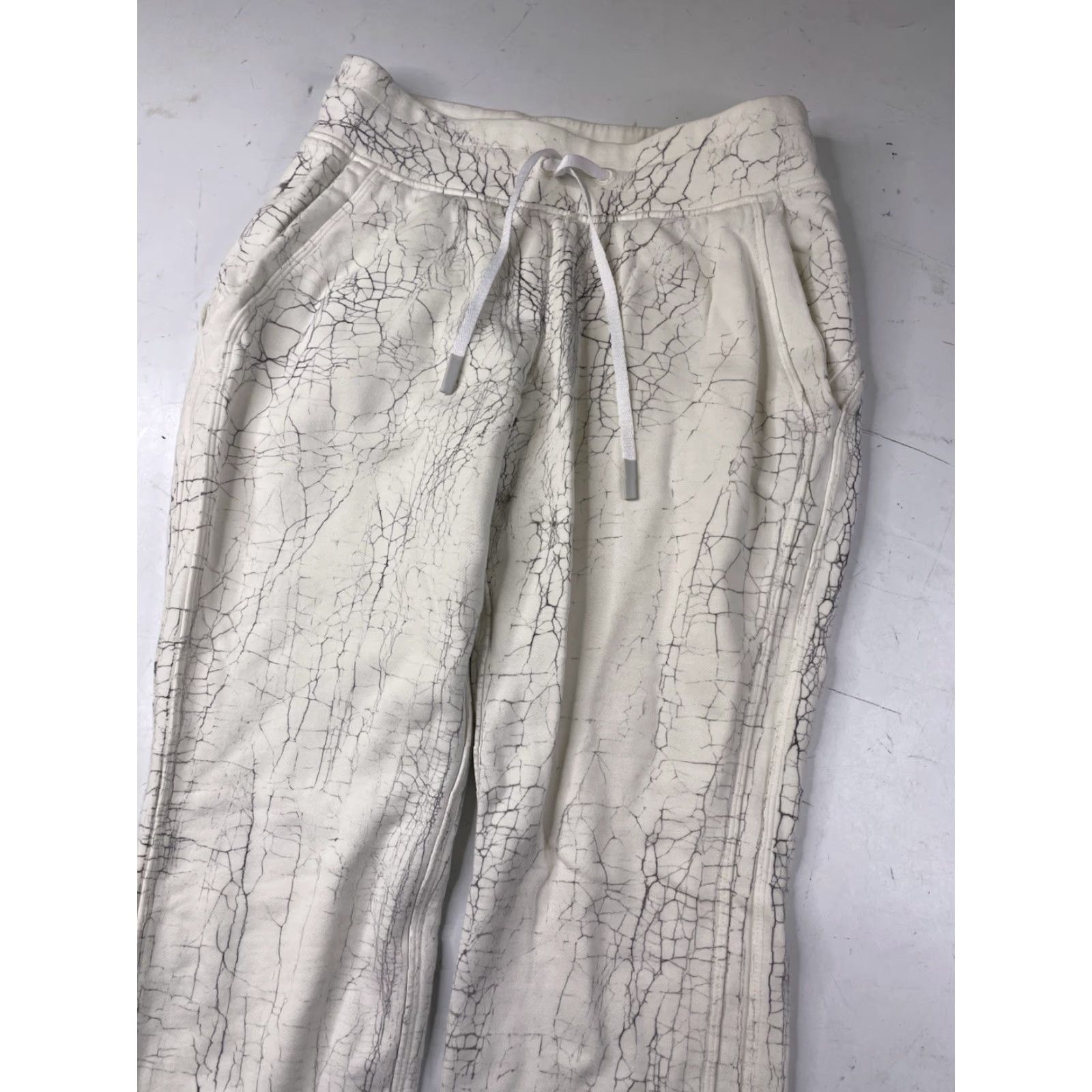 Lululemon Lululemon Women's Jogger Pants 27” Inseam White Down 7/8 Tapered Modern 6 Regular Stretch Size 28" / US 6 / IT 42 - 3 Thumbnail