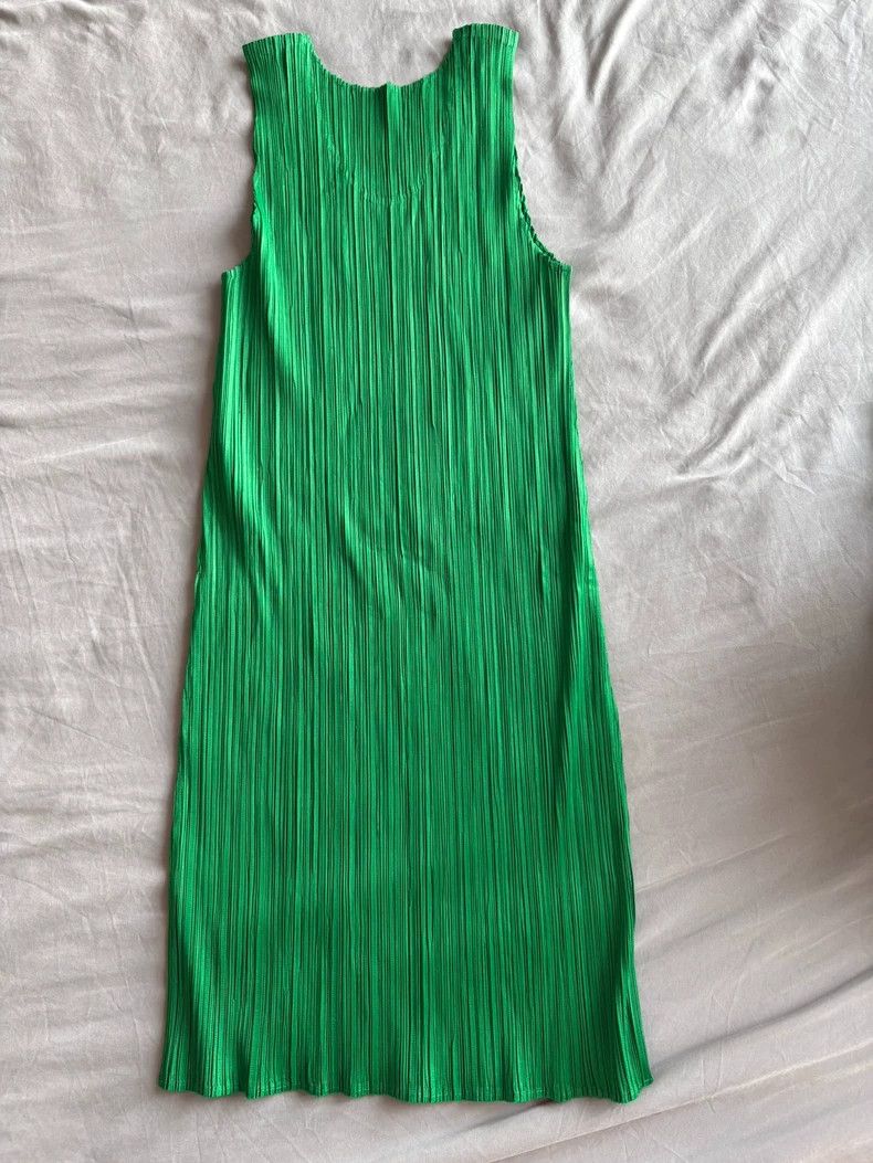 Issey Miyake issey miyake size:4 Apple green vest dress 2505-Nextarrow Size XXS / US 00 / IT 34 - 2 Thumbnail