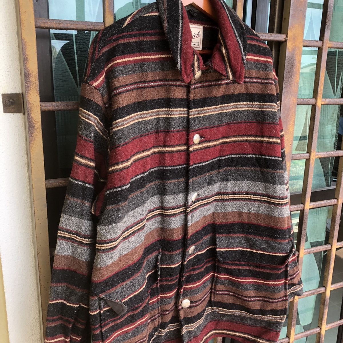 Woolrich Woolen Mills Vintage 90’ Woolrich Navajo Wool Button Jacket Size US L / EU 52-54 / 3 - 2 Thumbnail