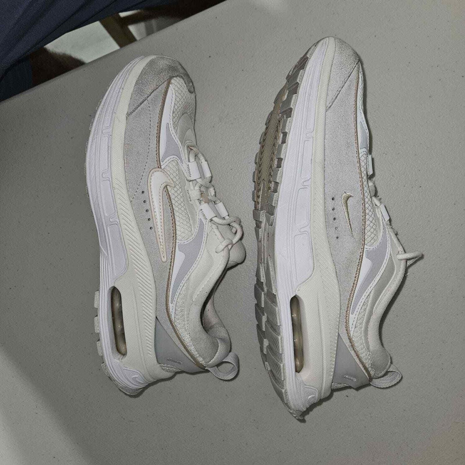 Woman's Nike air max bliss lx Summit White Size - Main Image