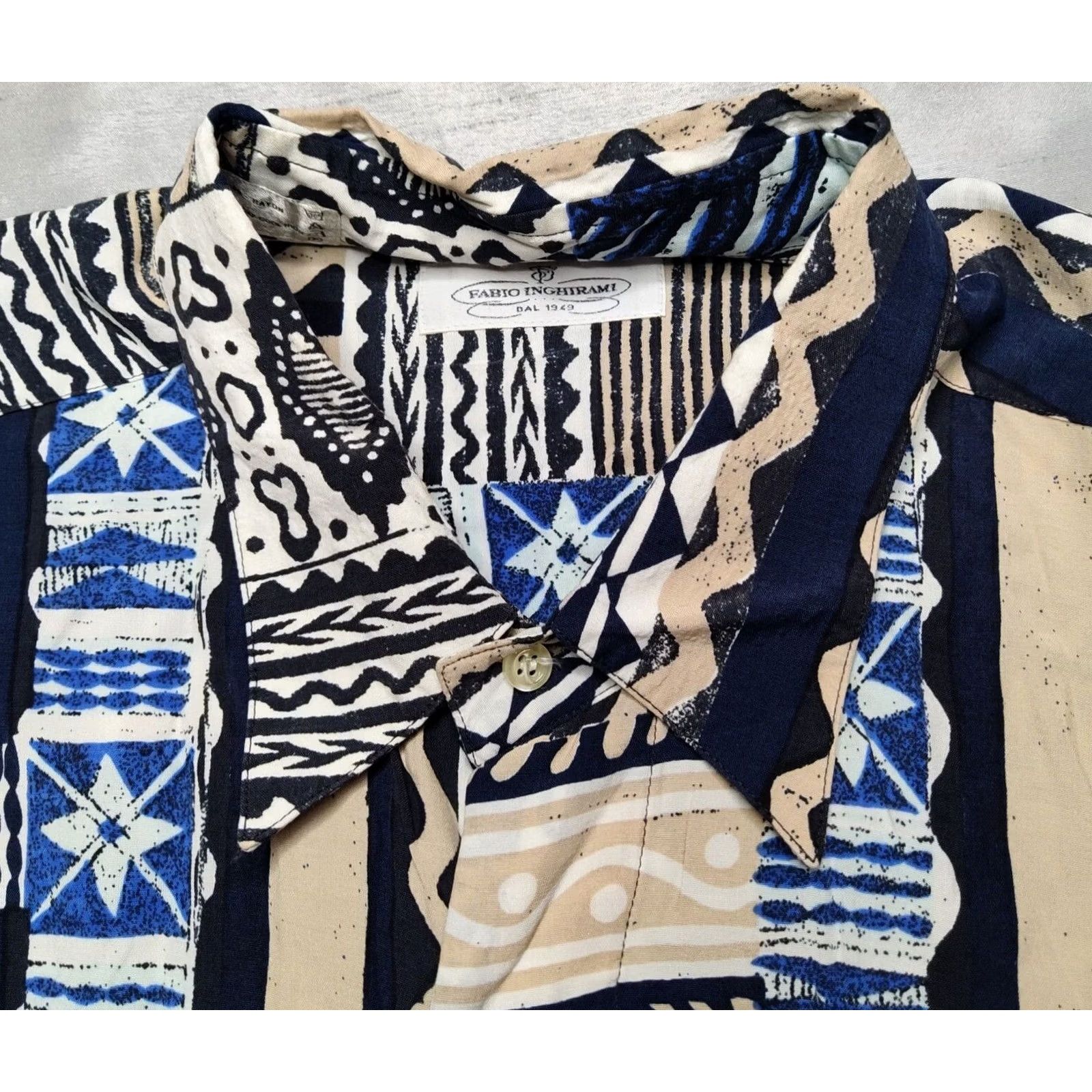 Vintage FABIO INGHIRAMI Men Large Blue Abstract 100% Viscose Camp Shirt Made In Italy Size US L / EU 52-54 / 3 - 7 Thumbnail