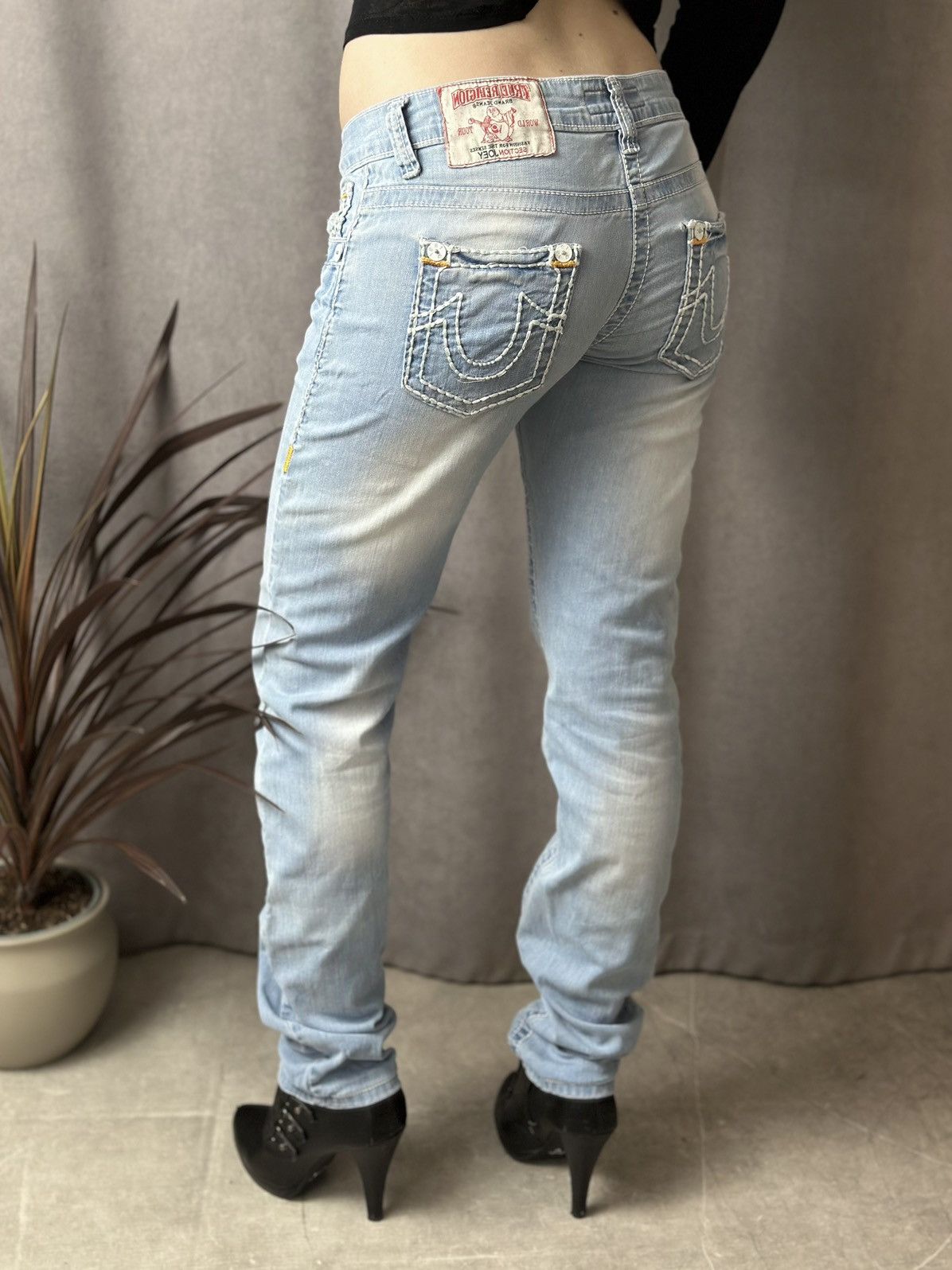 True Religion Vintage True Religion Slim Pants Distressed Y2k Japanese GOA Size 27" / US 4 / IT 40 - 1 Thumbnail