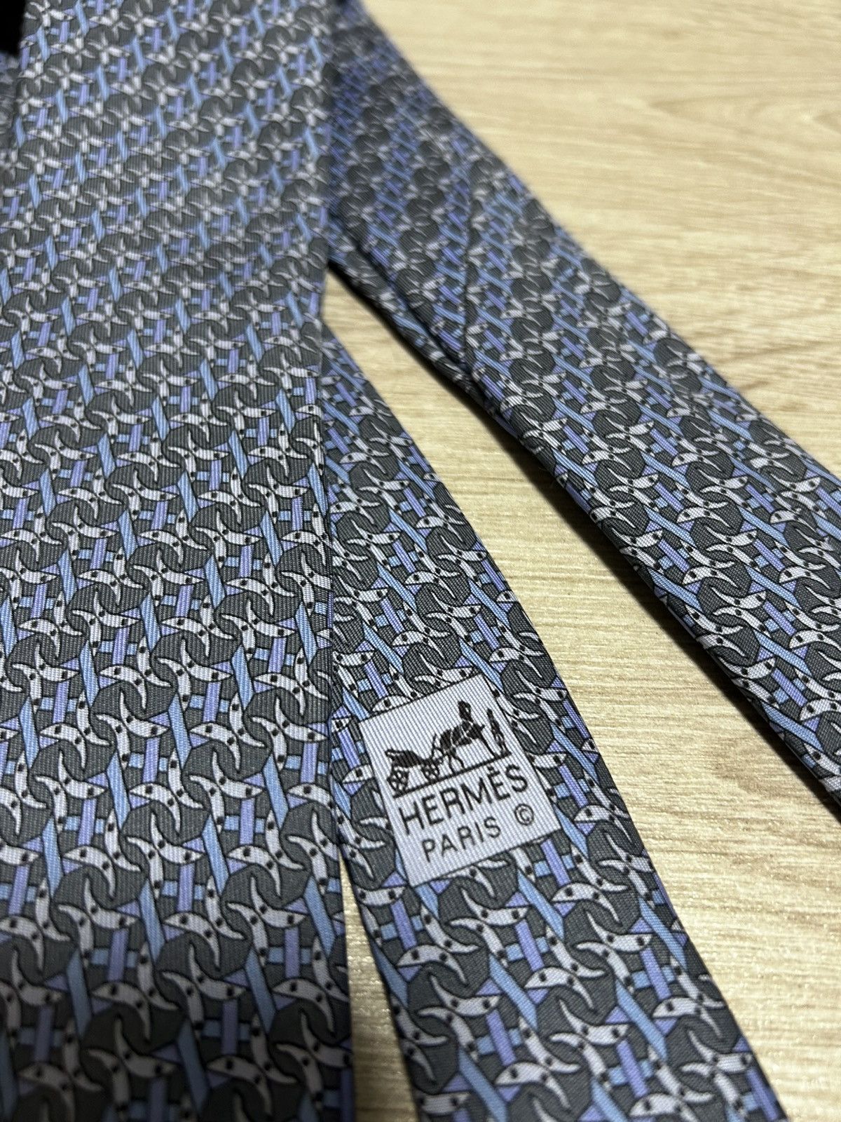 Hermes Hermes Horseshoe Pattern Classic Width Silk Tie 7990 EA Size ONE SIZE - 2 Thumbnail