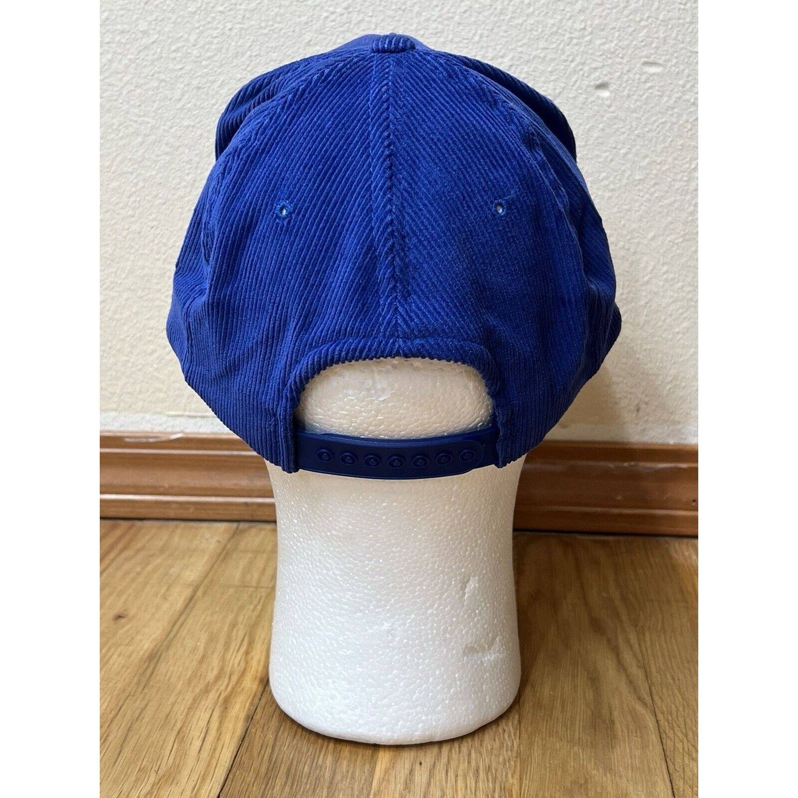 Yupong Yupoong 76 Unocal Apple Valley Fuel Blue Corduroy Snapback Size ONE SIZE - 2 Thumbnail
