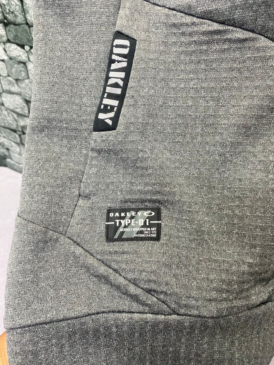 Oakley Vintage Oakley Sportwear Hoodies Size US XL / EU 56 / 4 - 3 Thumbnail