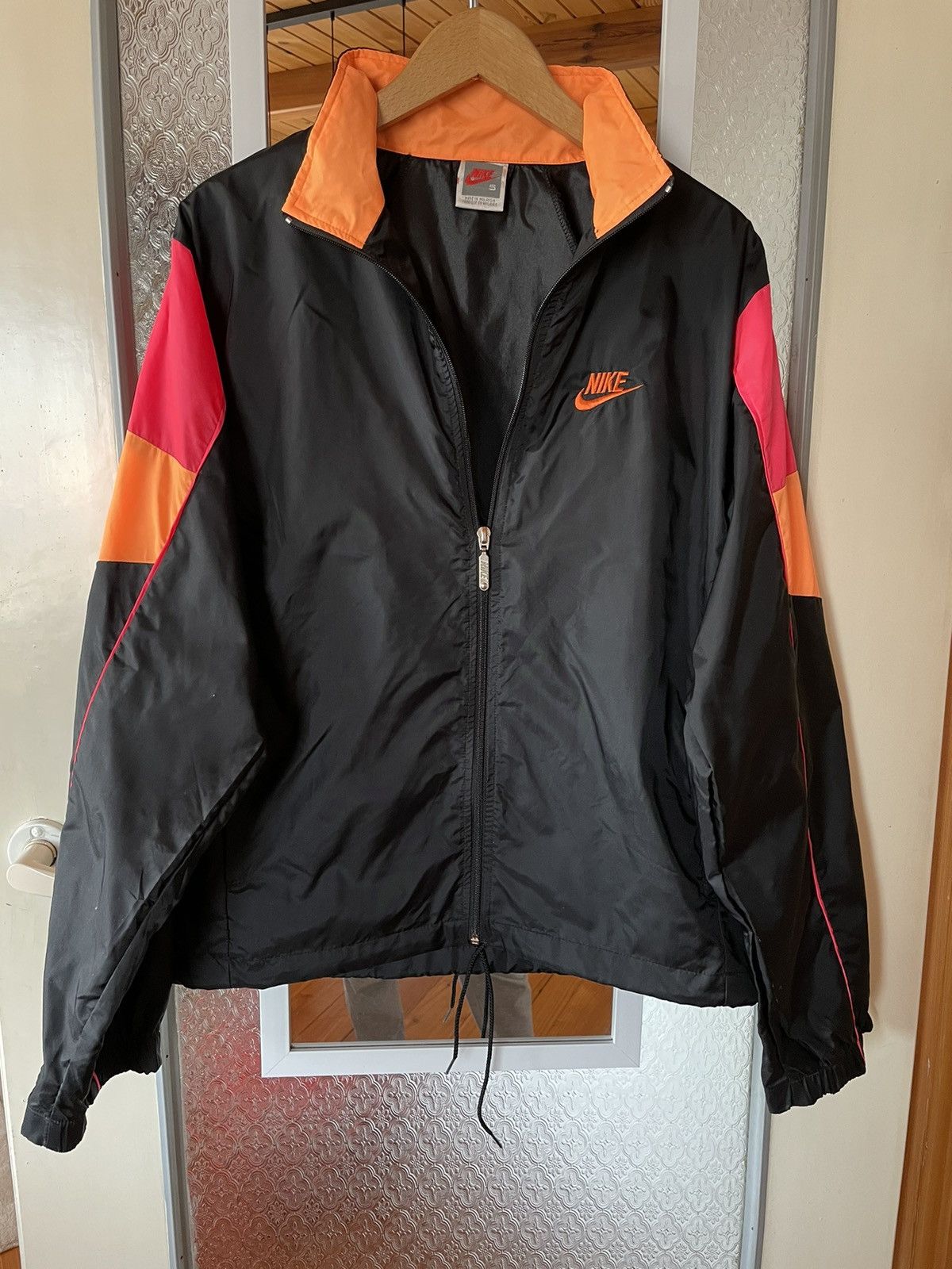 Nike Vintage windbreaker jacket nylon 90’s Size US L / EU 52-54 / 3 - 1 Thumbnail