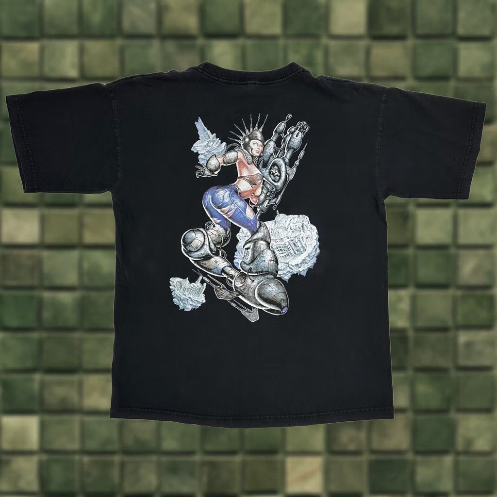 Vintage VINTAGE Clabeck 1998 Mecyf International 4th Science Fiction and Fantasy Comics Convention Tee Shirt Black XL Men Size US XL / EU 56 / 4 - 1 Thumbnail