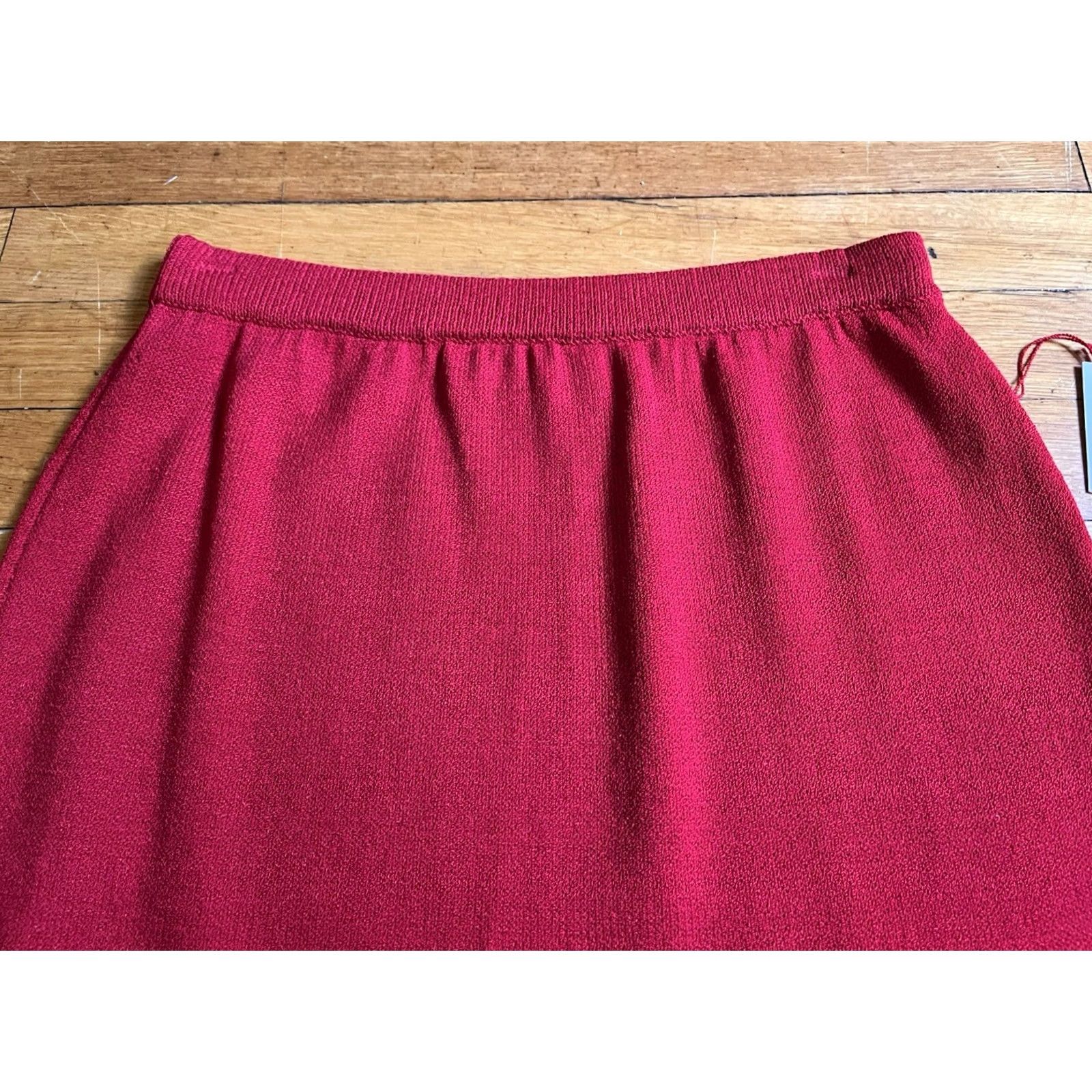 St. John St. John Santana Knit Pencil Skirt Women's 4 Red Knit Pencil Skirt, St. John, Red, 4, Keyboard-ready? Size 27" / US 4 / IT 40 - 3 Thumbnail